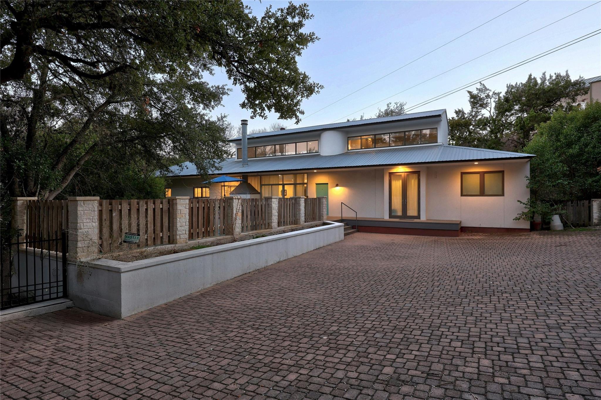 2909 Stratford Dr, Austin, TX 78746