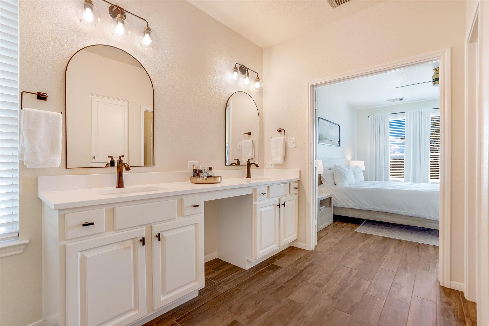 13201 N Ridge Cir, Leander, TX 78641