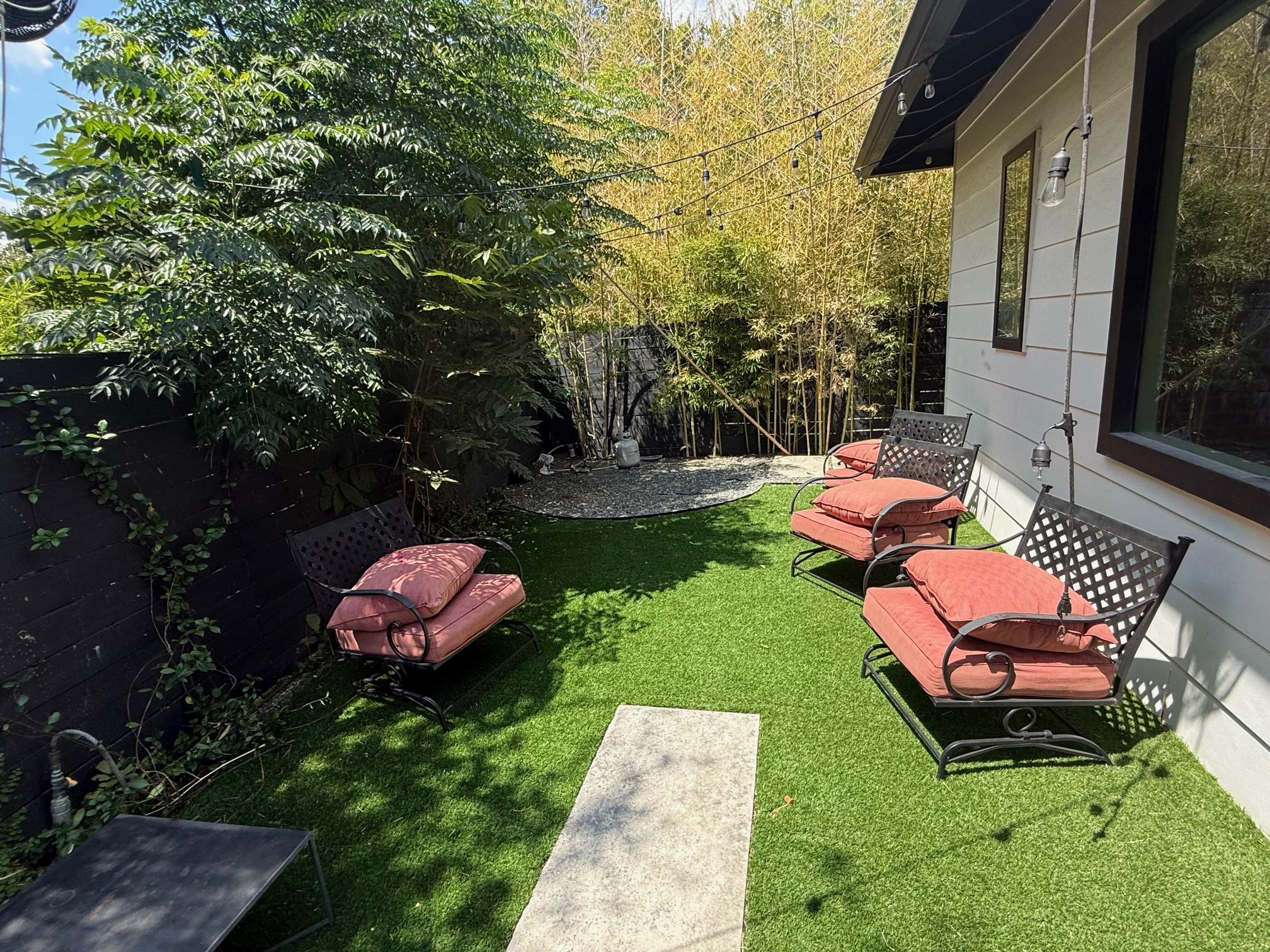 905 W Johanna St # B, Austin, TX 78704