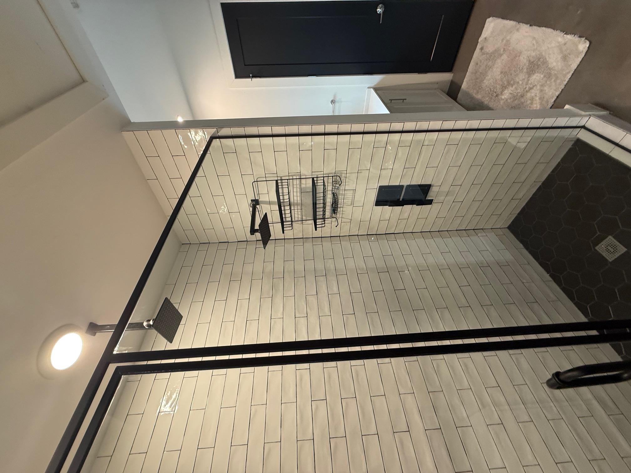 905 W Johanna St # B, Austin, TX 78704