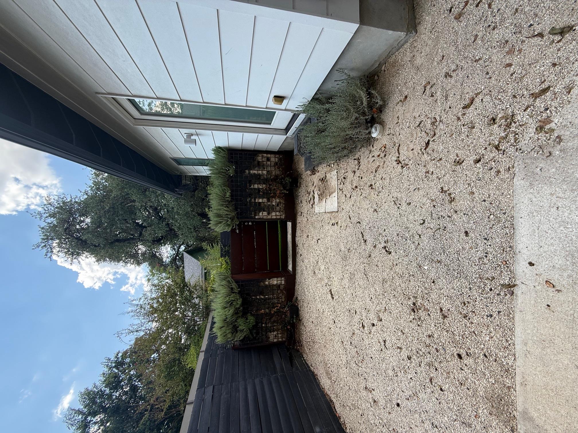 905 W Johanna St # B, Austin, TX 78704