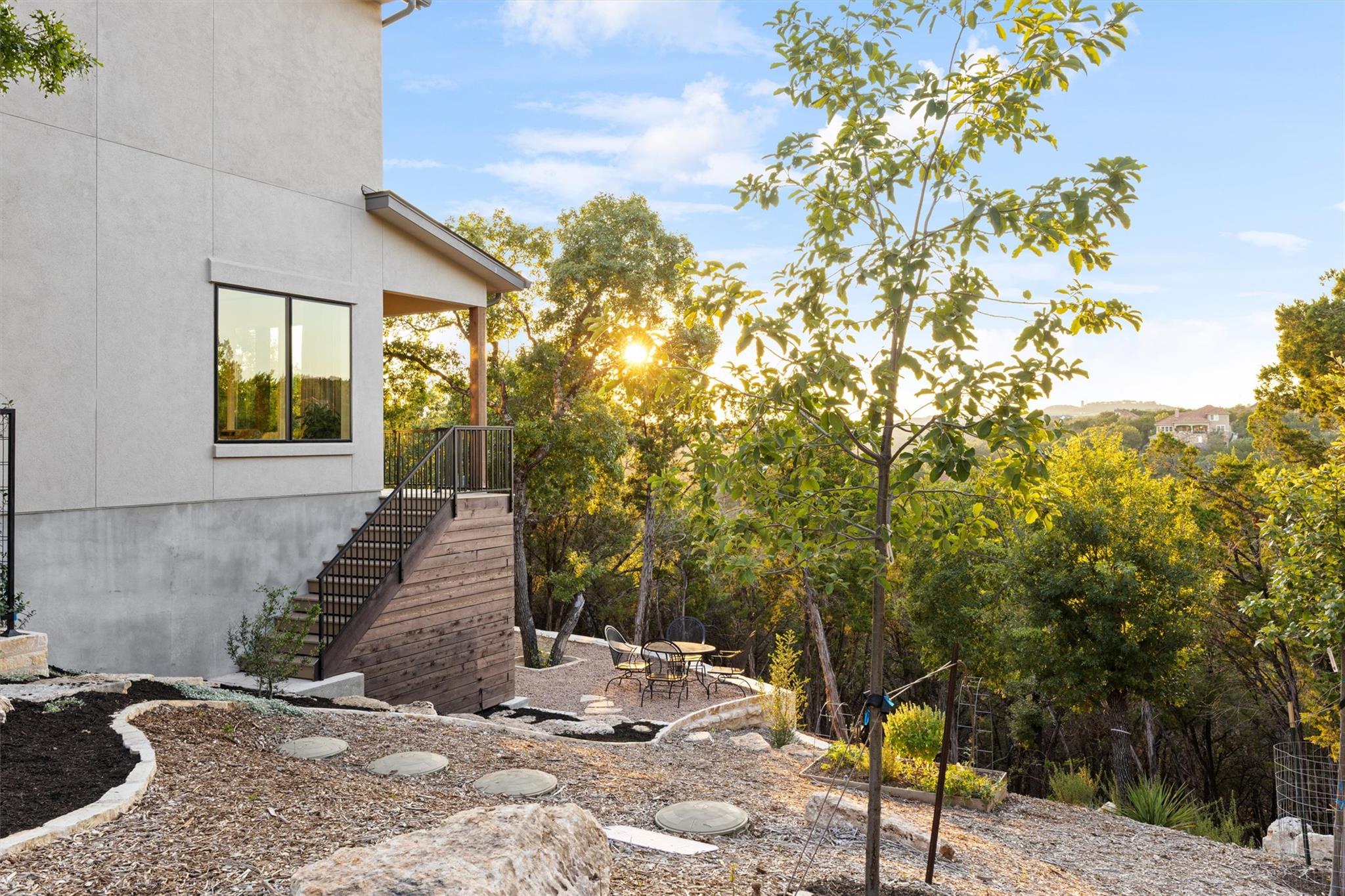 7308 ADMIRALS PARK Dr, Jonestown, TX 78645