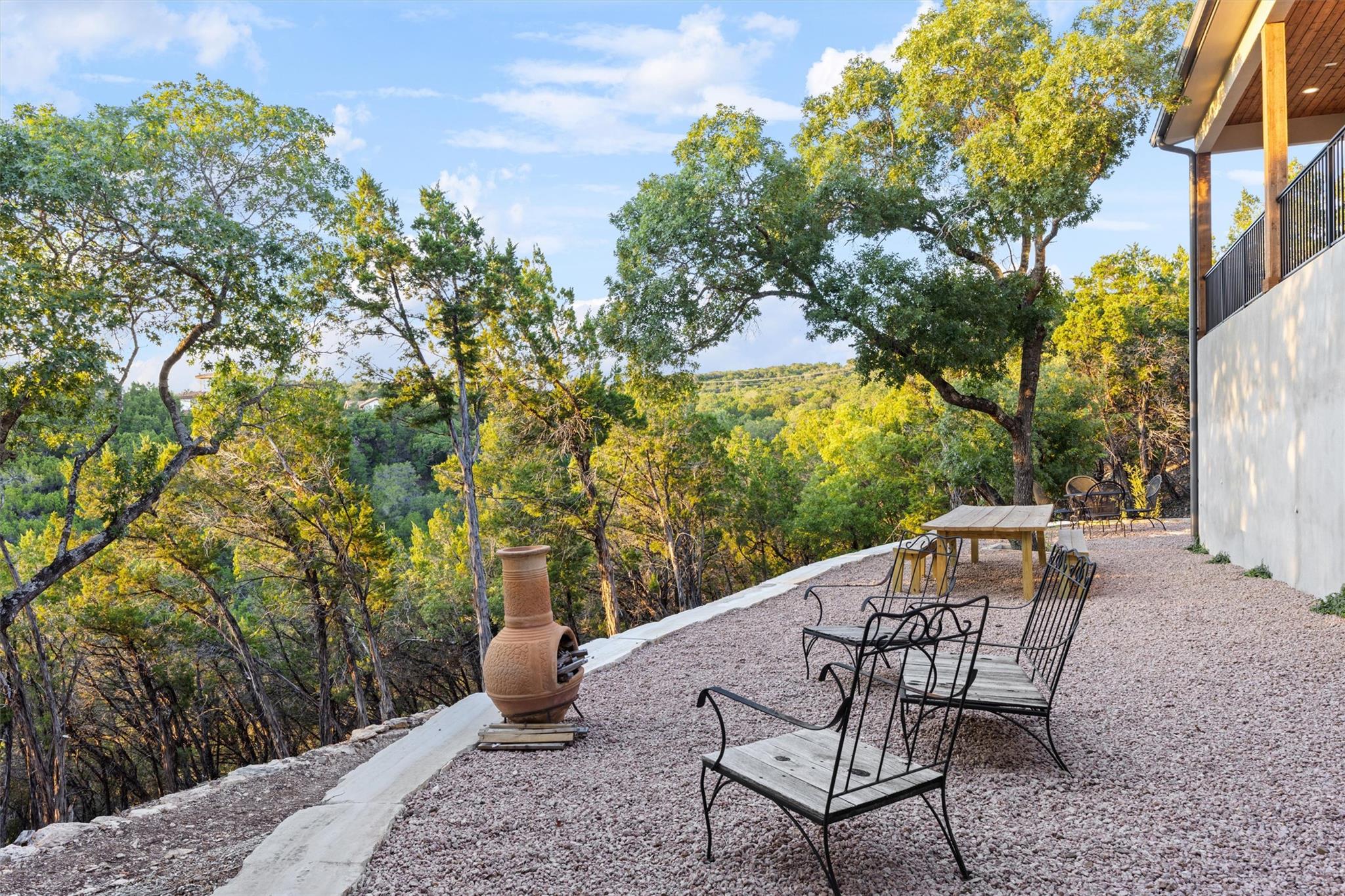 7308 ADMIRALS PARK Dr, Jonestown, TX 78645