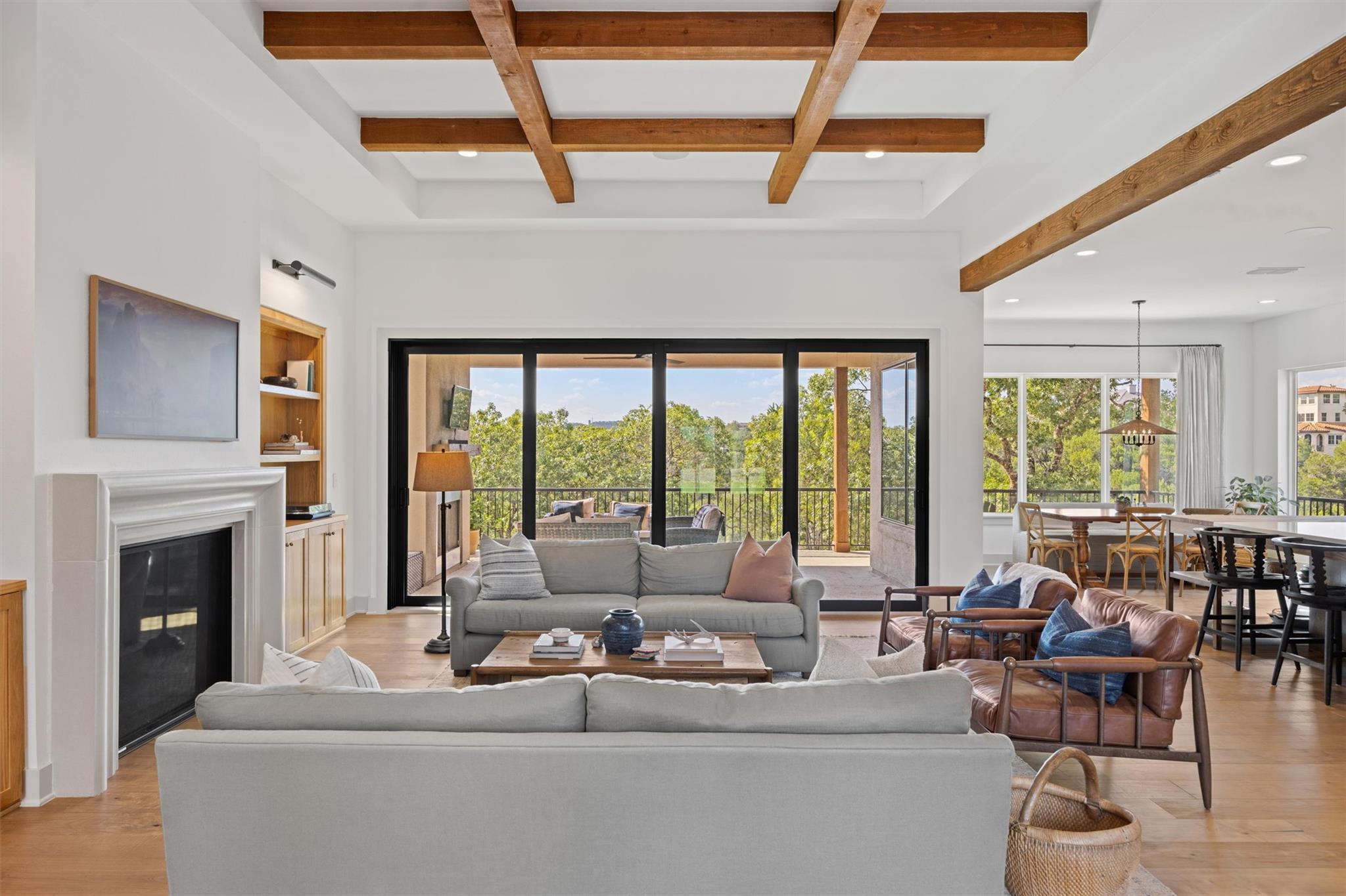 7308 ADMIRALS PARK Dr, Jonestown, TX 78645