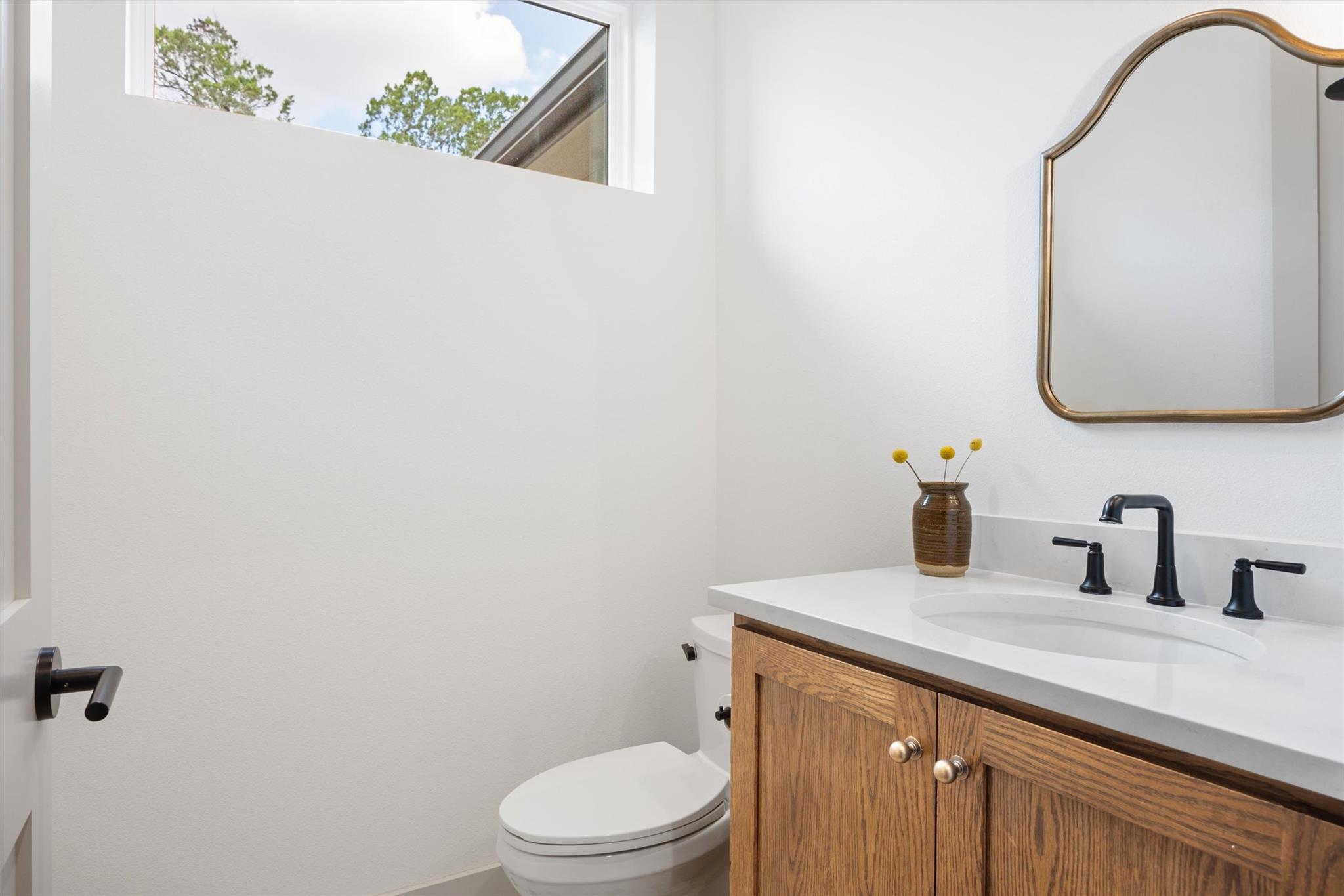 7308 ADMIRALS PARK Dr, Jonestown, TX 78645