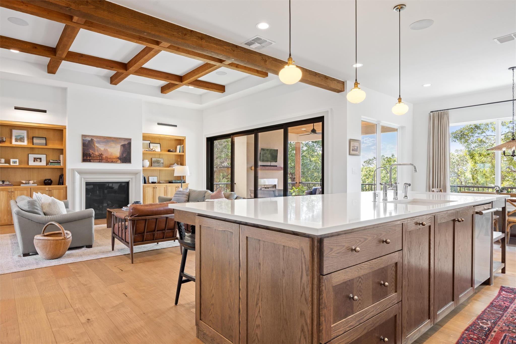 7308 ADMIRALS PARK Dr, Jonestown, TX 78645