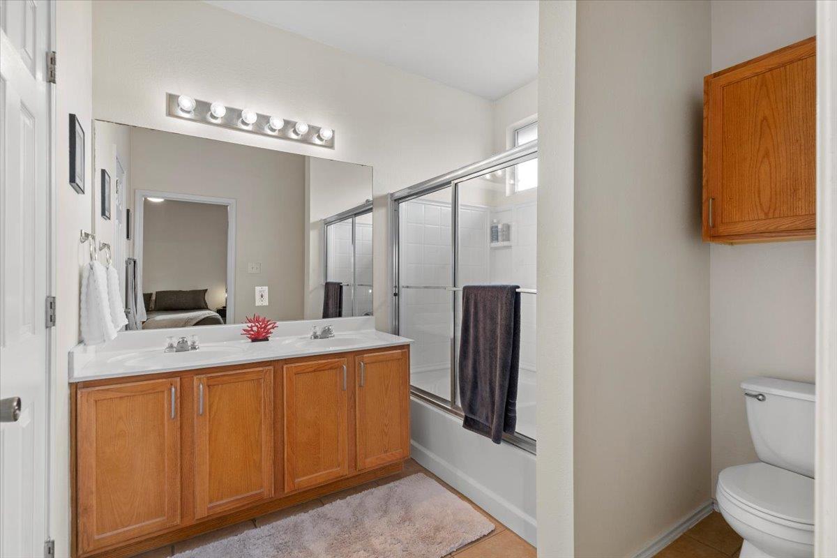 112 Flinn St, Hutto, TX 78634