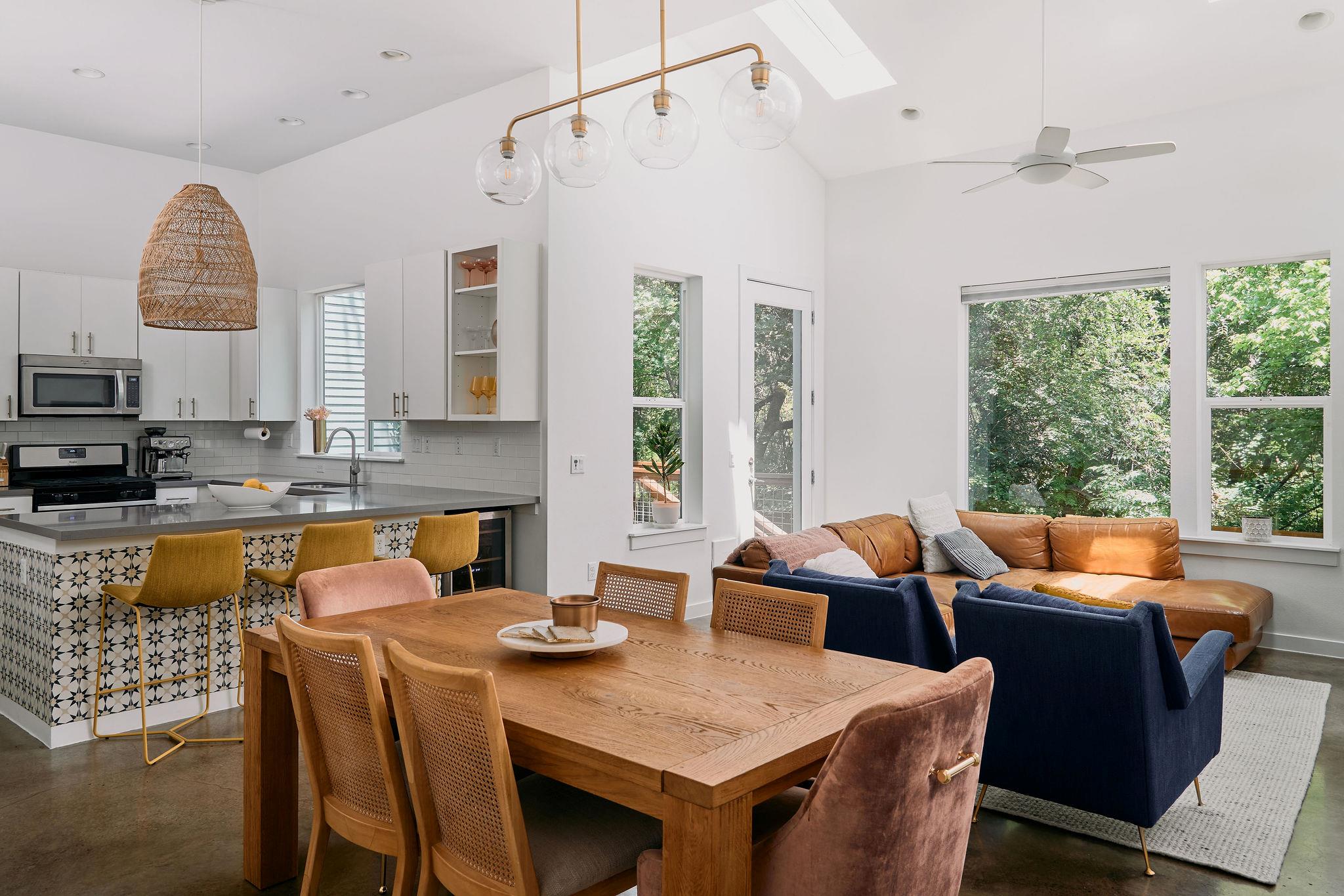 3001 Del Curto Rd # 14, Austin, TX 78704