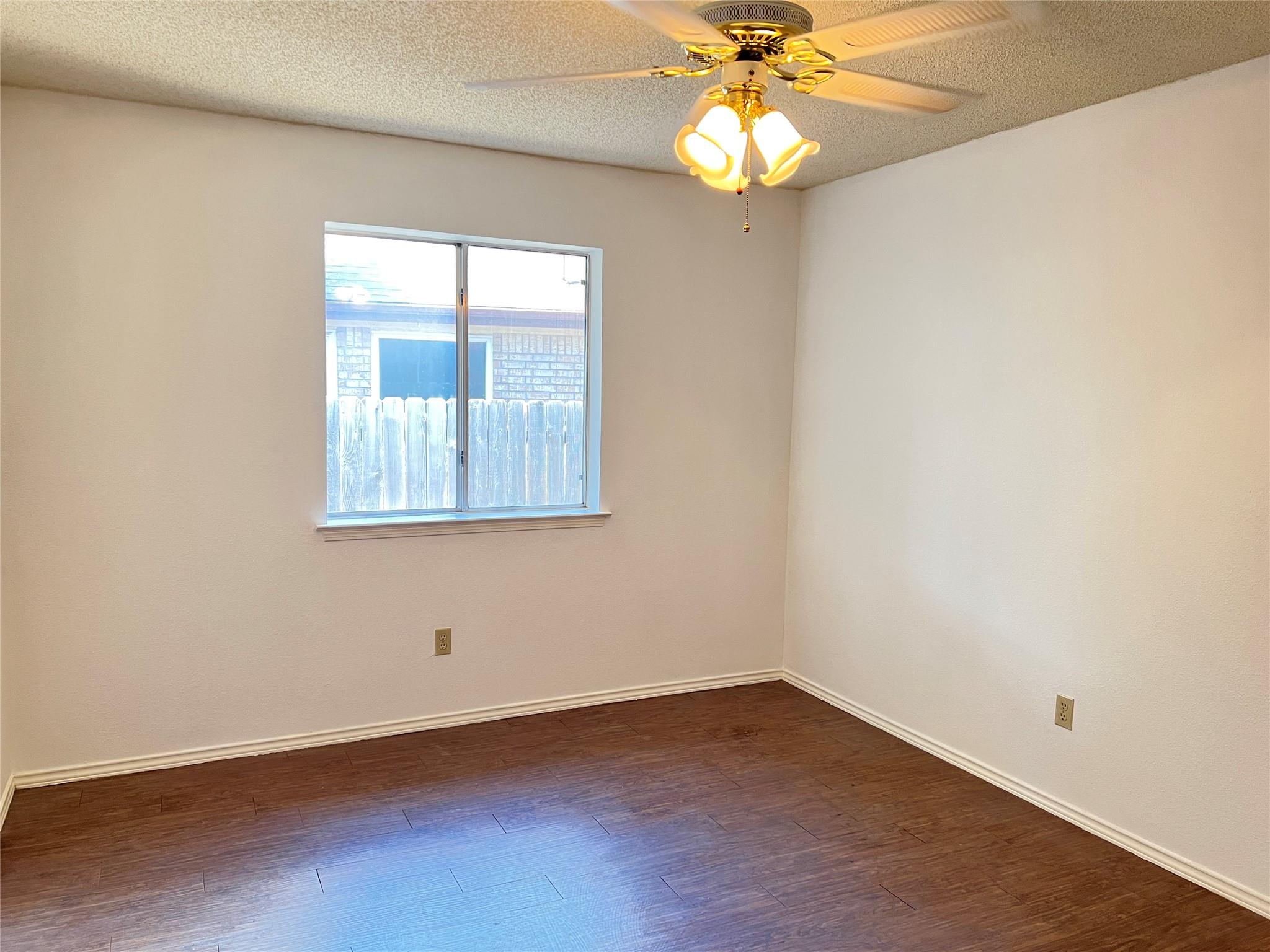 9005 Marthas Dr, Austin, TX 78717