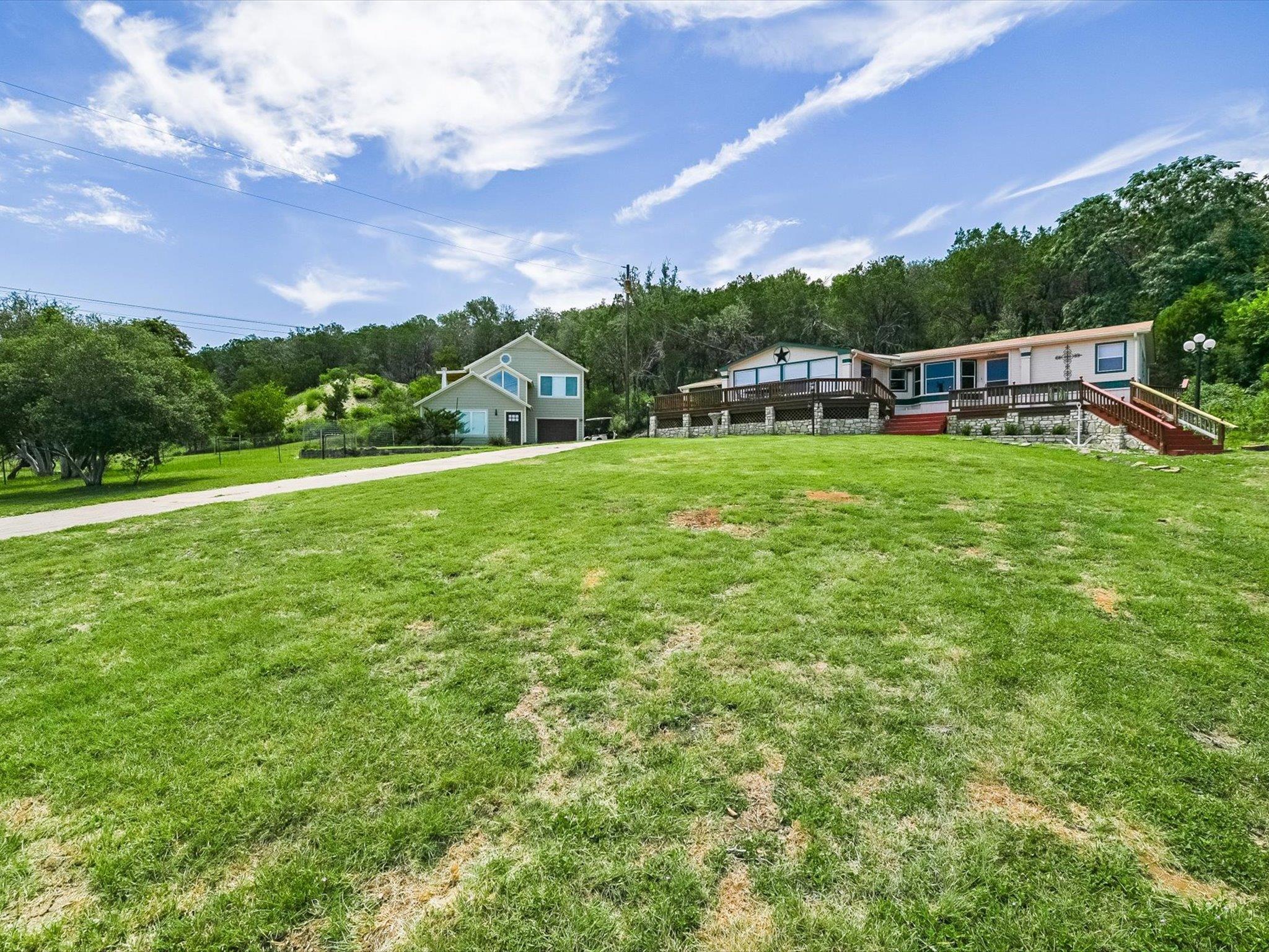 223 Golf Course Dr, Spicewood, TX 78669