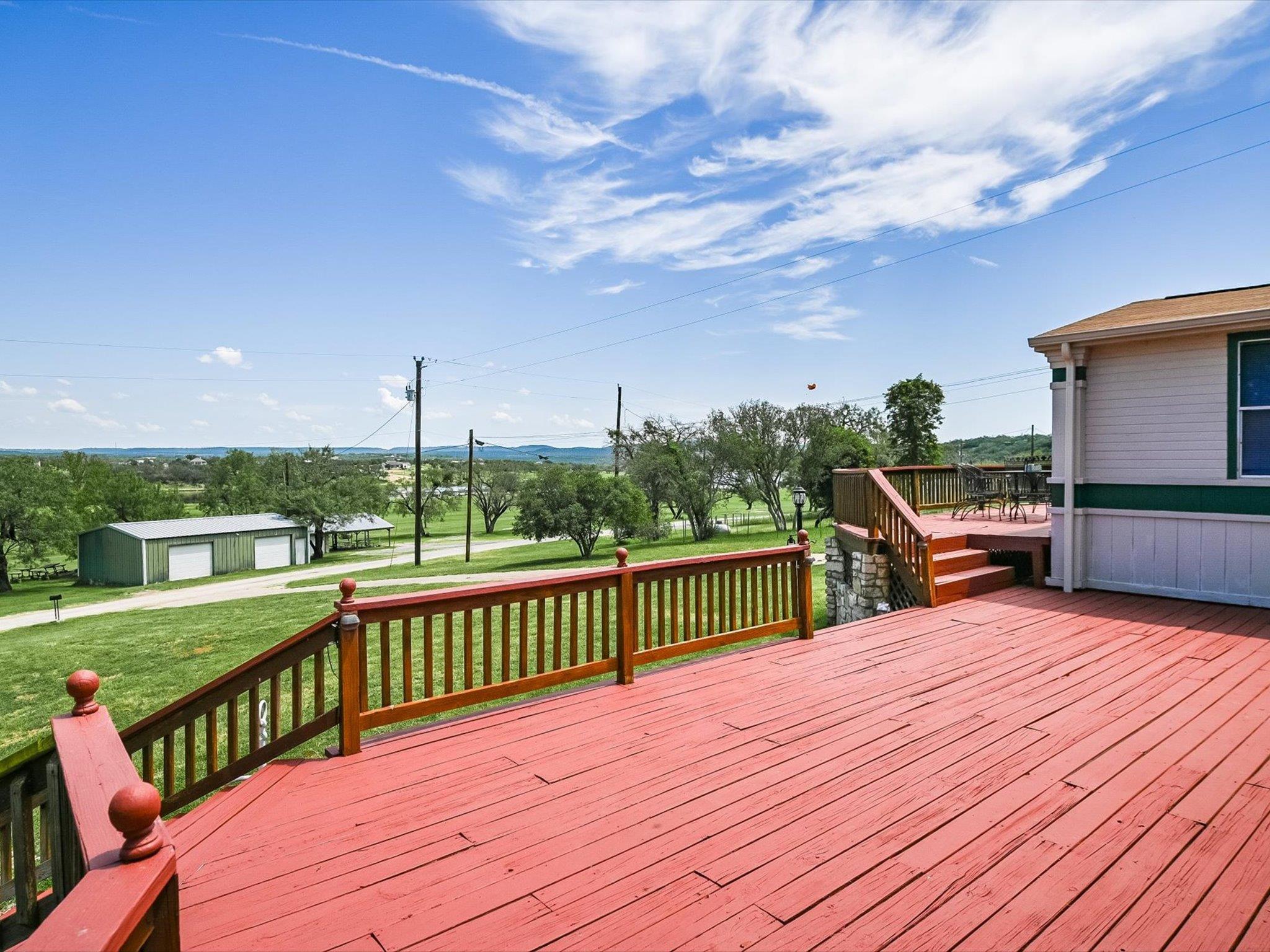 223 Golf Course Dr, Spicewood, TX 78669