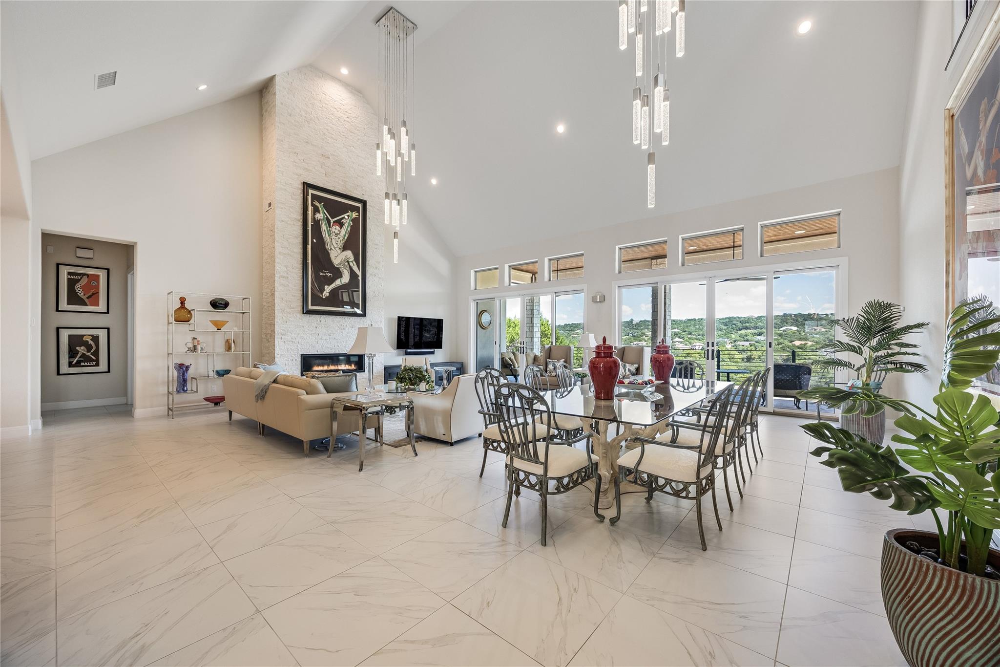 2212 Normandy Vw, Leander, TX 78641