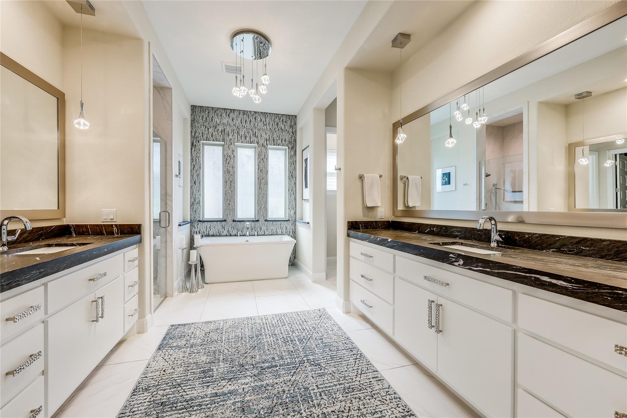 2212 Normandy Vw, Leander, TX 78641