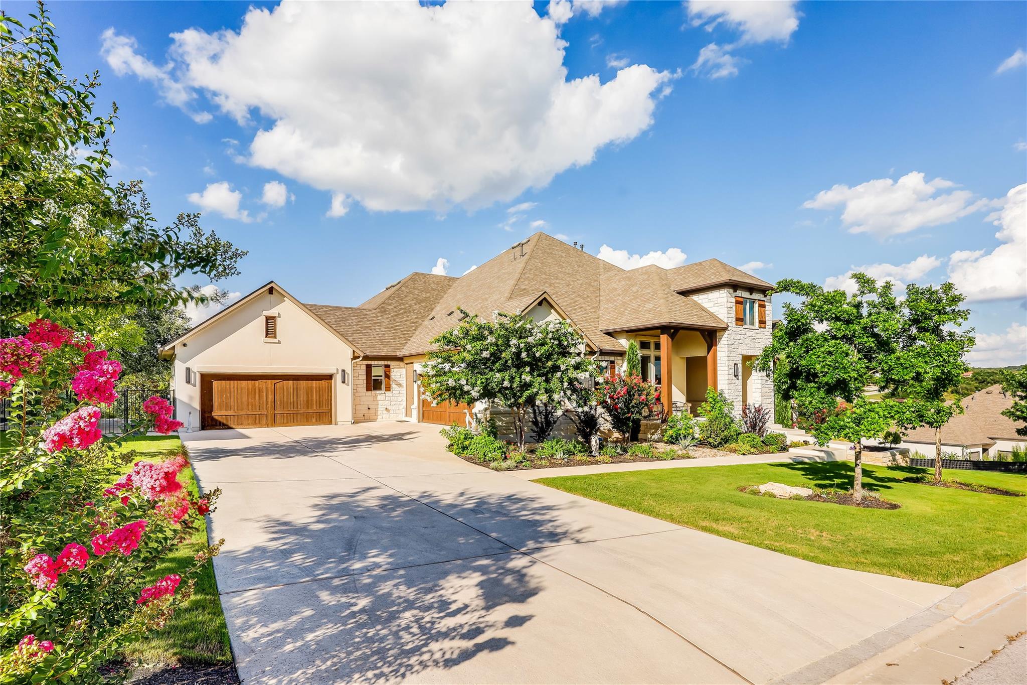 2212 Normandy Vw, Leander, TX 78641