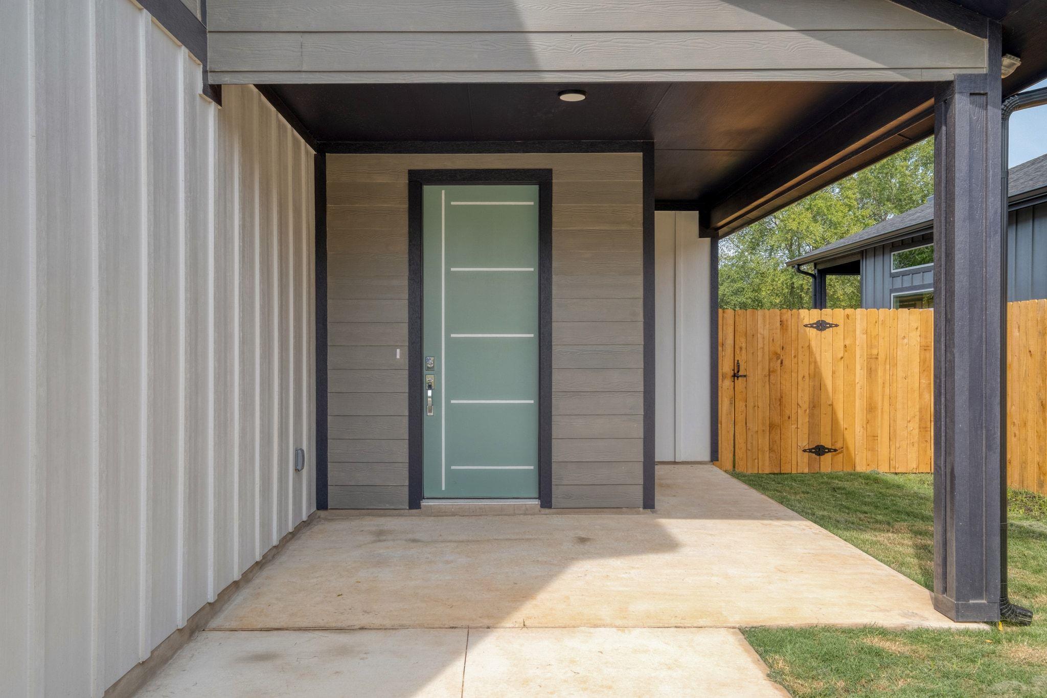 204 Washington St, Elgin, TX 78621