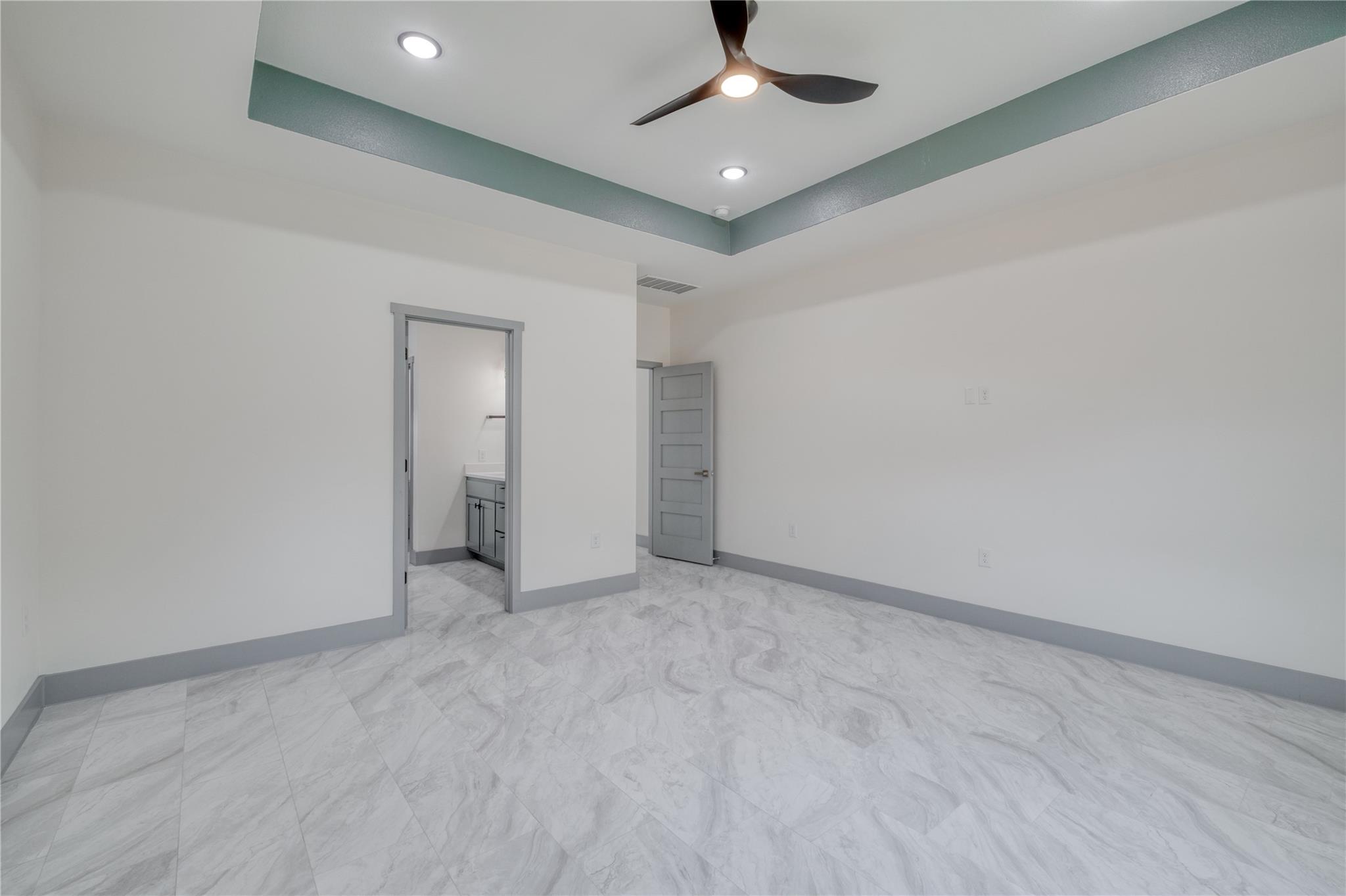 204 Washington St, Elgin, TX 78621