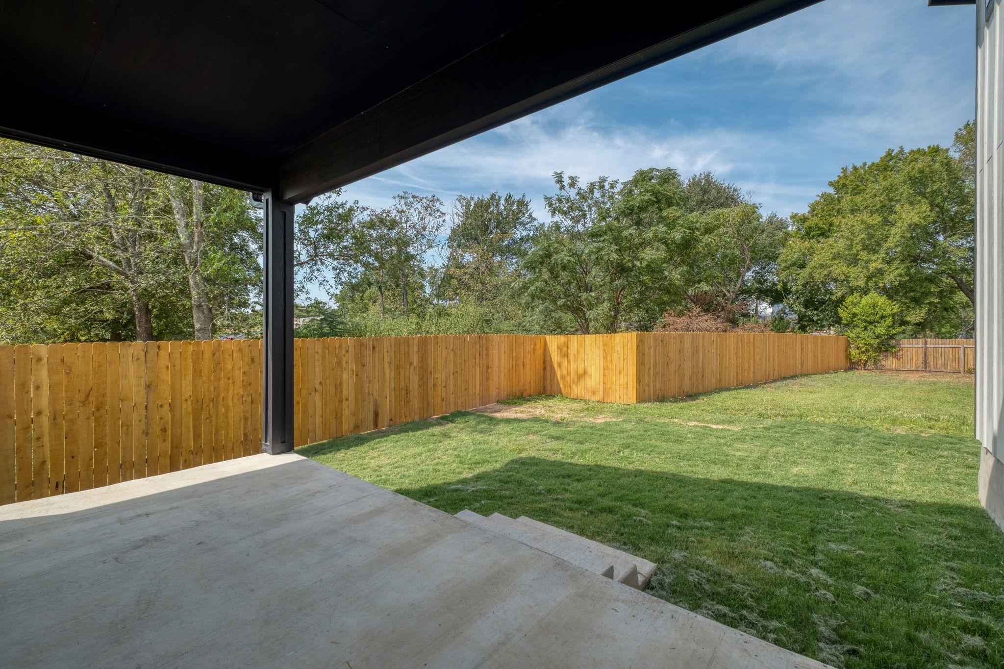 204 Washington St, Elgin, TX 78621