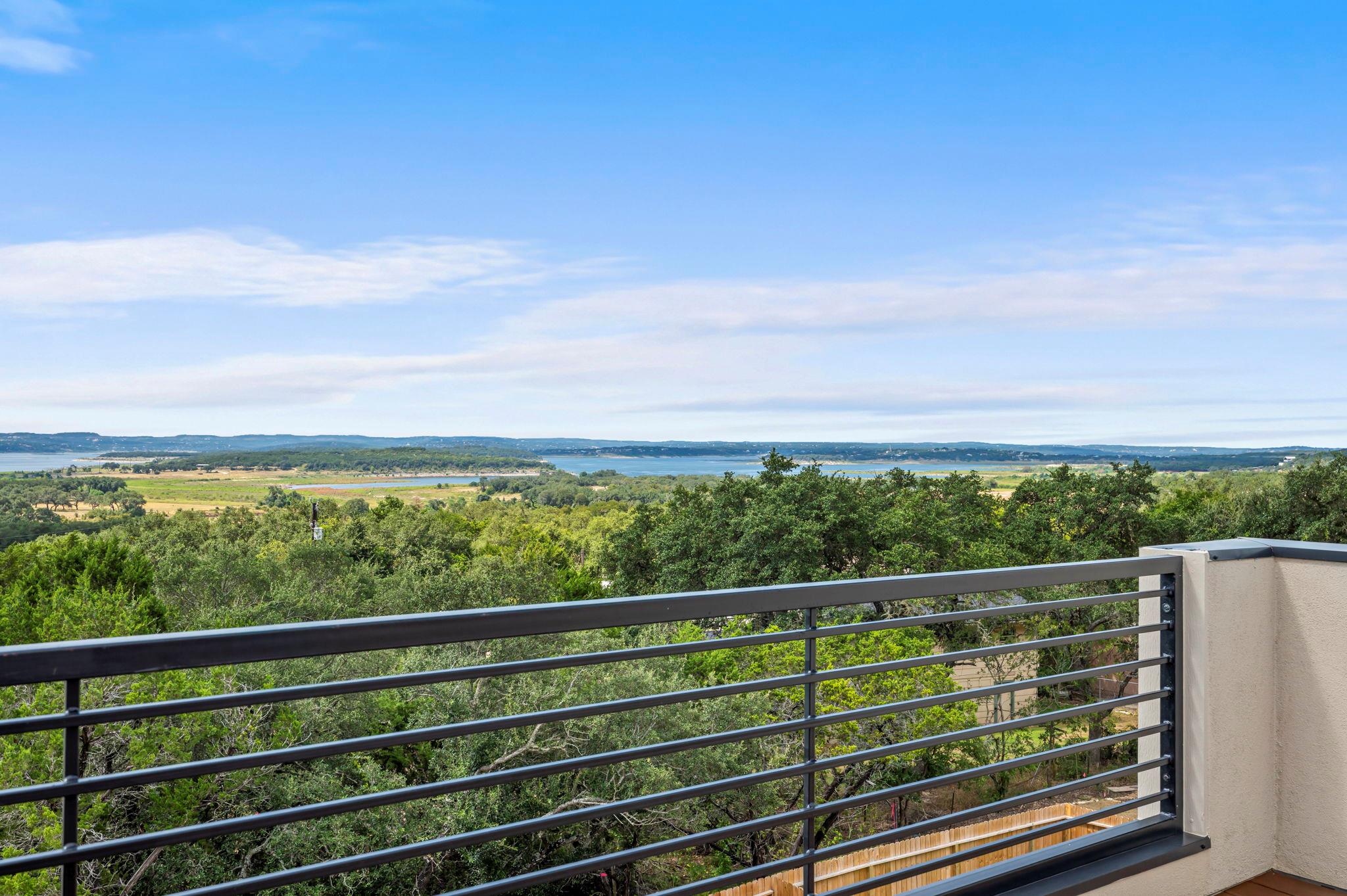 650 Canyon Circle Dr, Canyon Lake, TX 78133