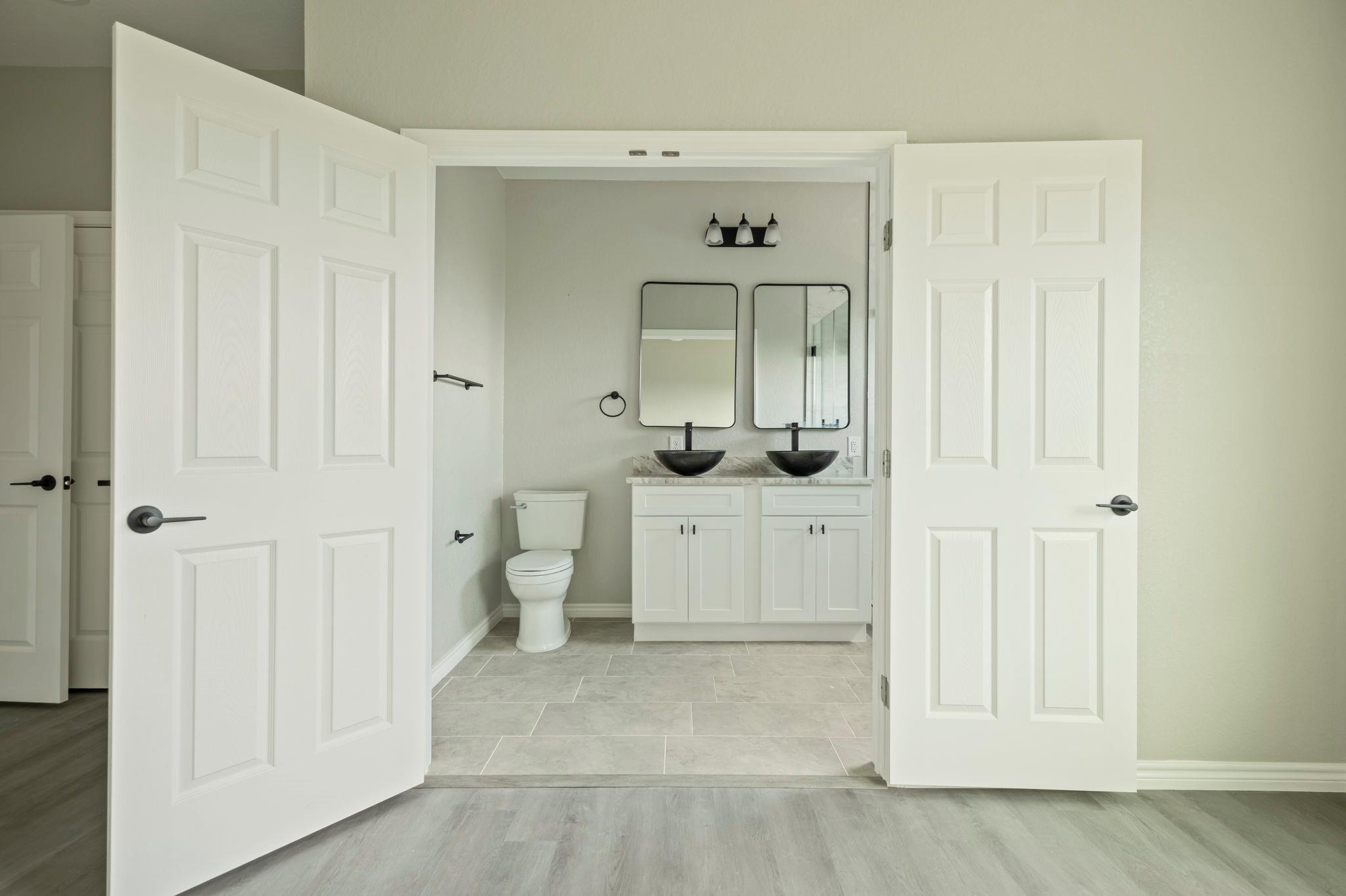 650 Canyon Circle Dr, Canyon Lake, TX 78133