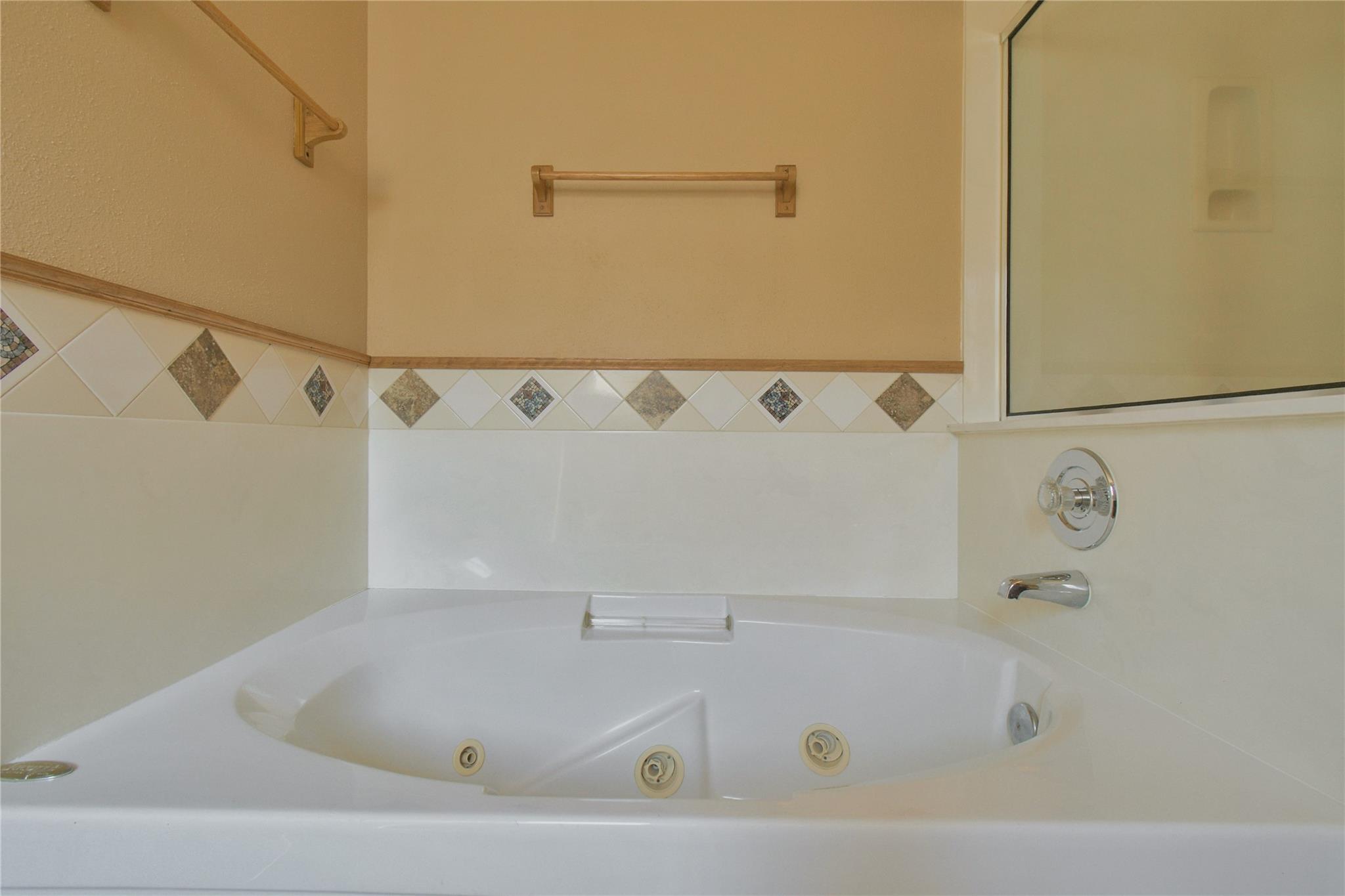 1662 Jerusalem Dr, Round Rock, TX 78664