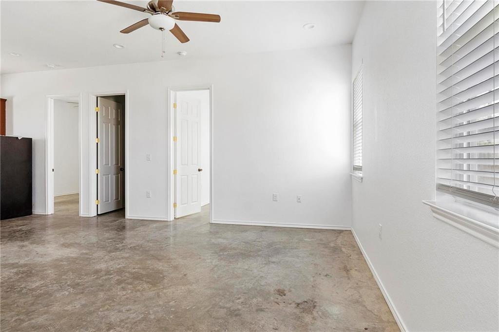 1310 Hausman Dr # A, Lockhart, TX 78644