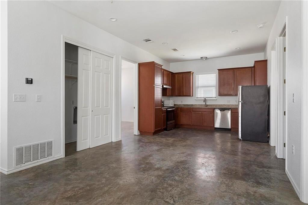 1310 Hausman Dr # A, Lockhart, TX 78644