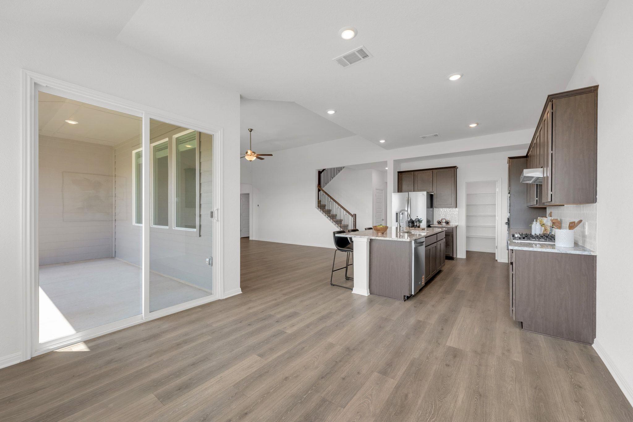 116 Divisadero Dr, Hutto, TX 78634