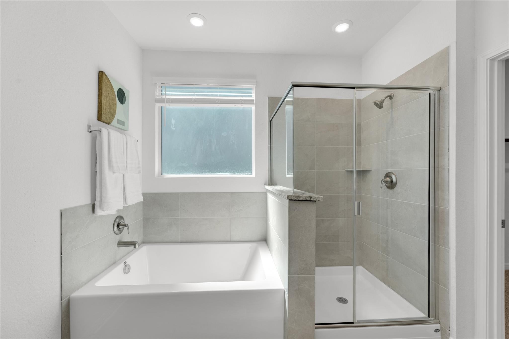 116 Divisadero Dr, Hutto, TX 78634