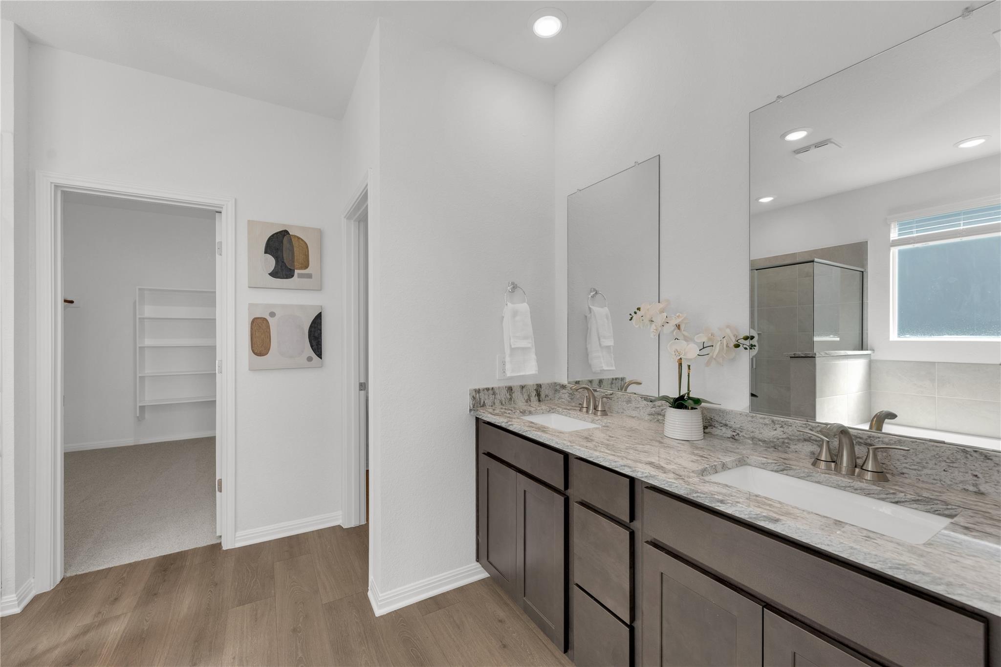 116 Divisadero Dr, Hutto, TX 78634