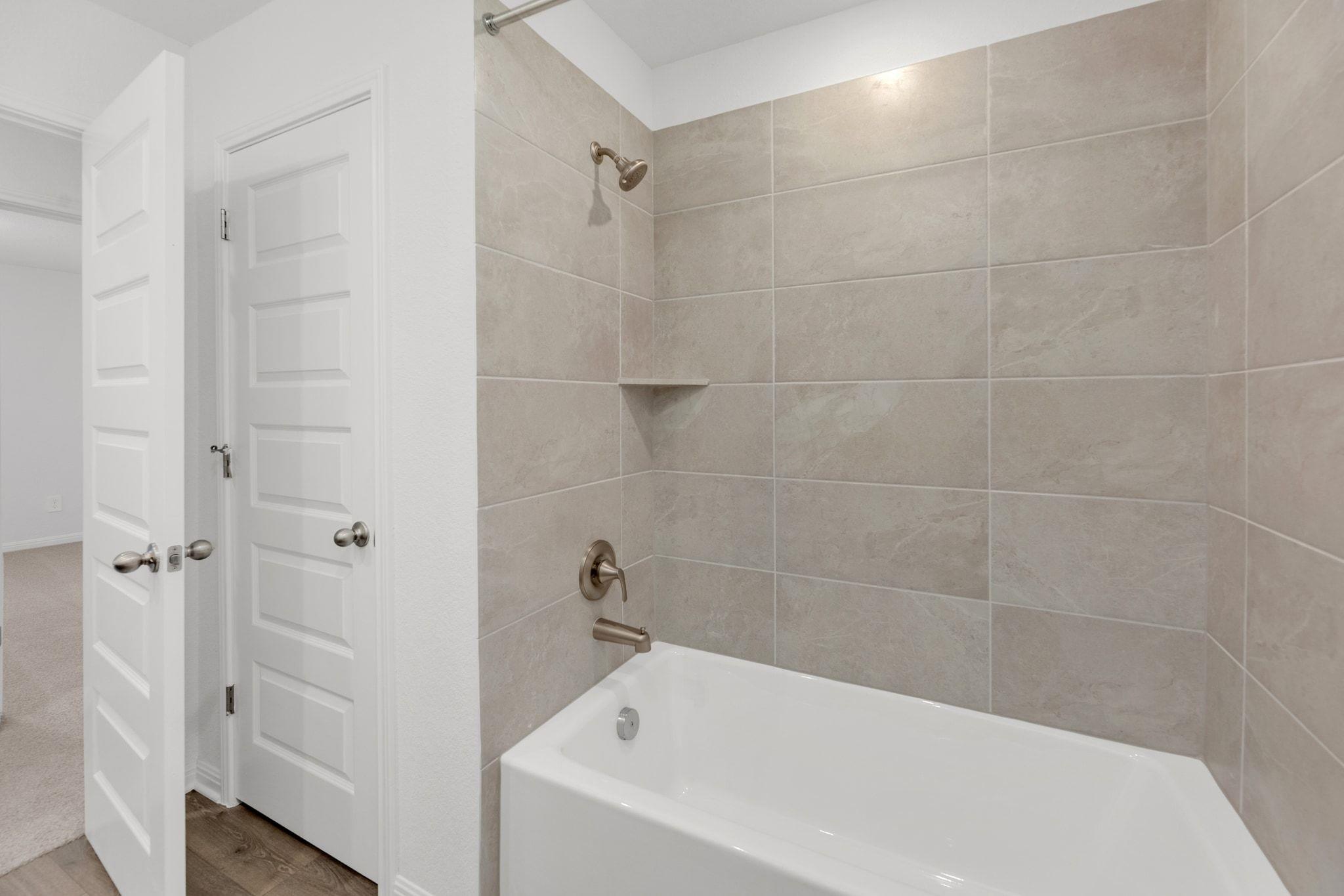 116 Divisadero Dr, Hutto, TX 78634