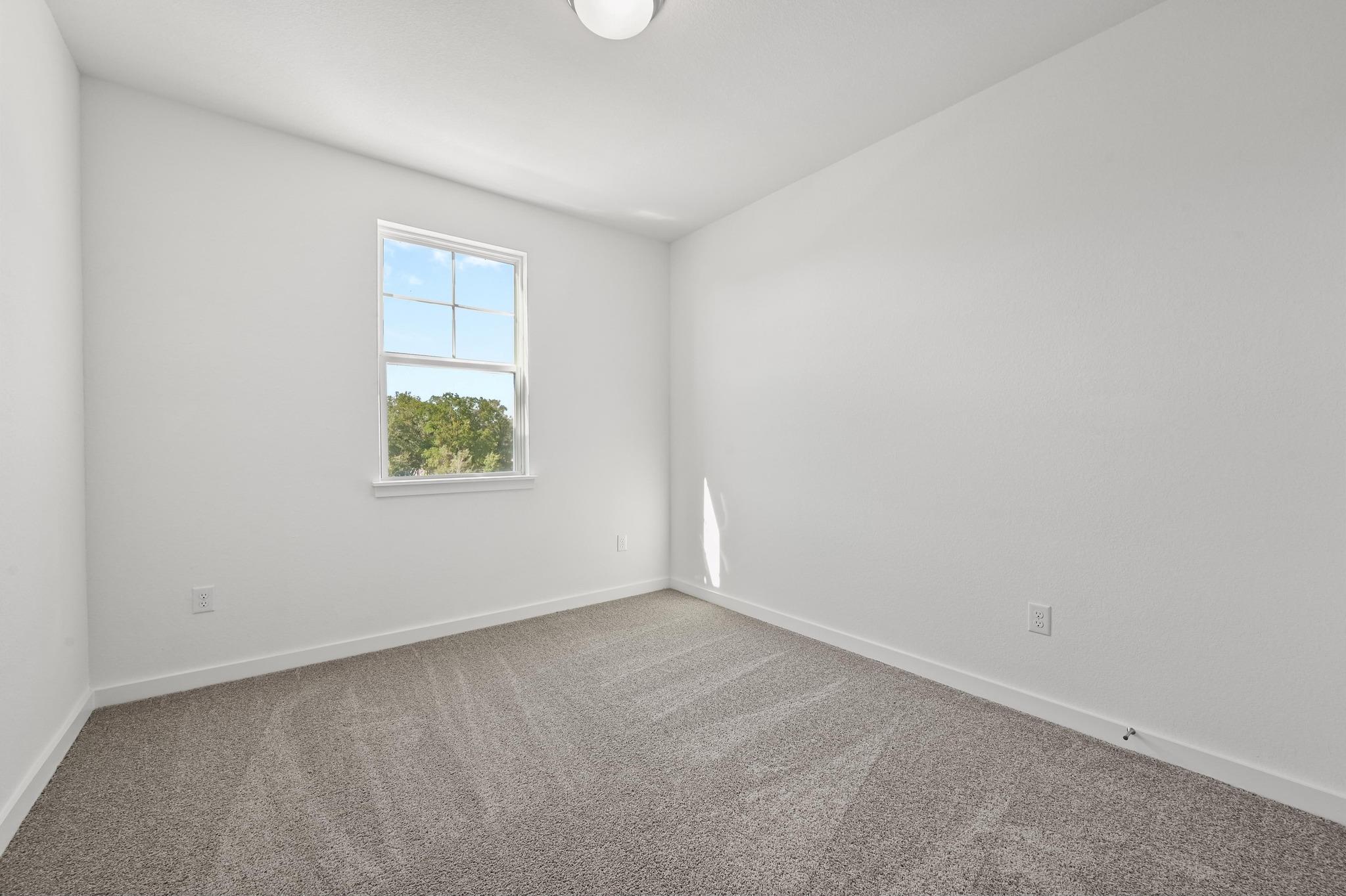 521 Burlington Dr # B, Buda, TX 78610