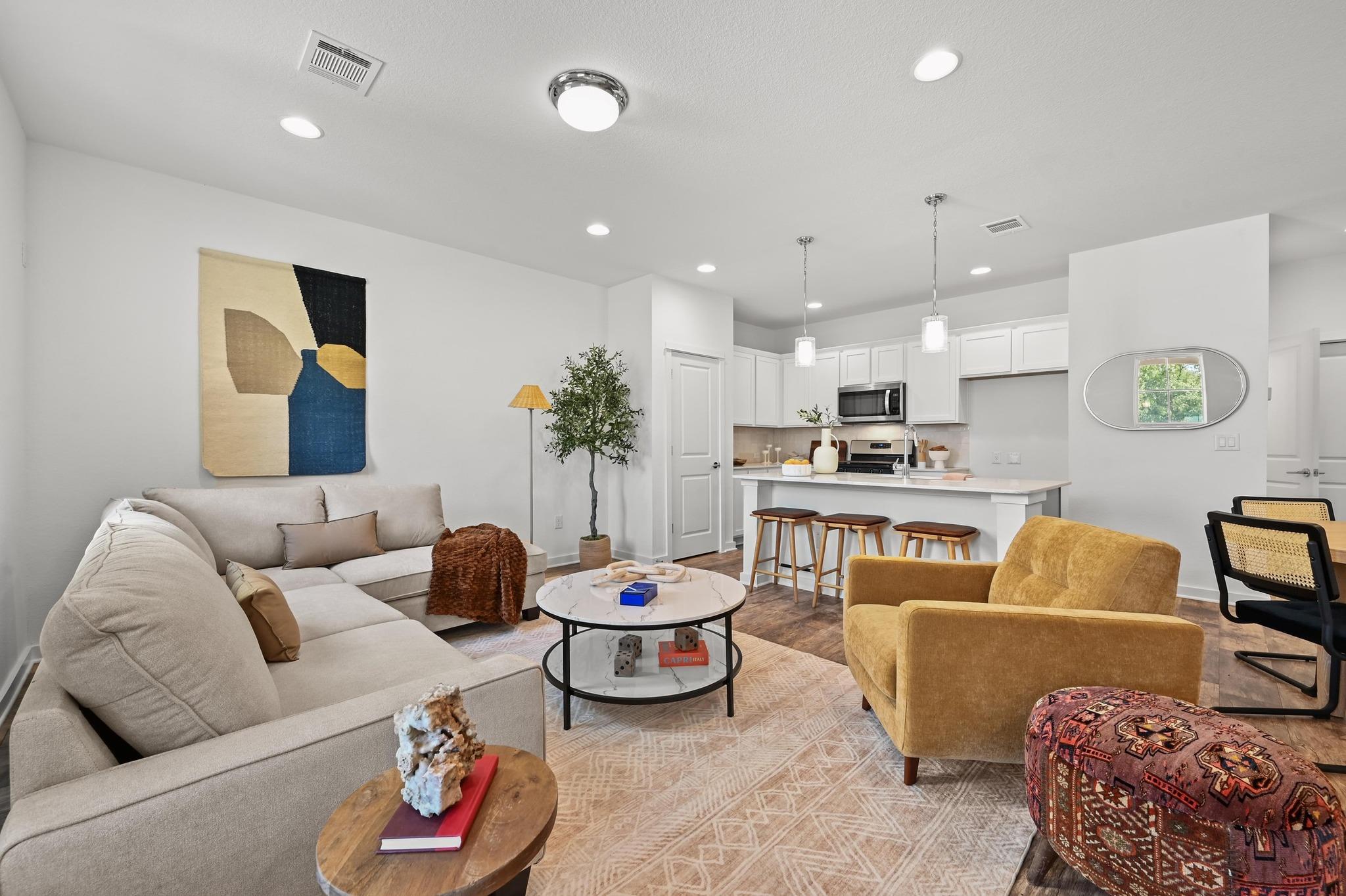 521 Burlington Dr # B, Buda, TX 78610