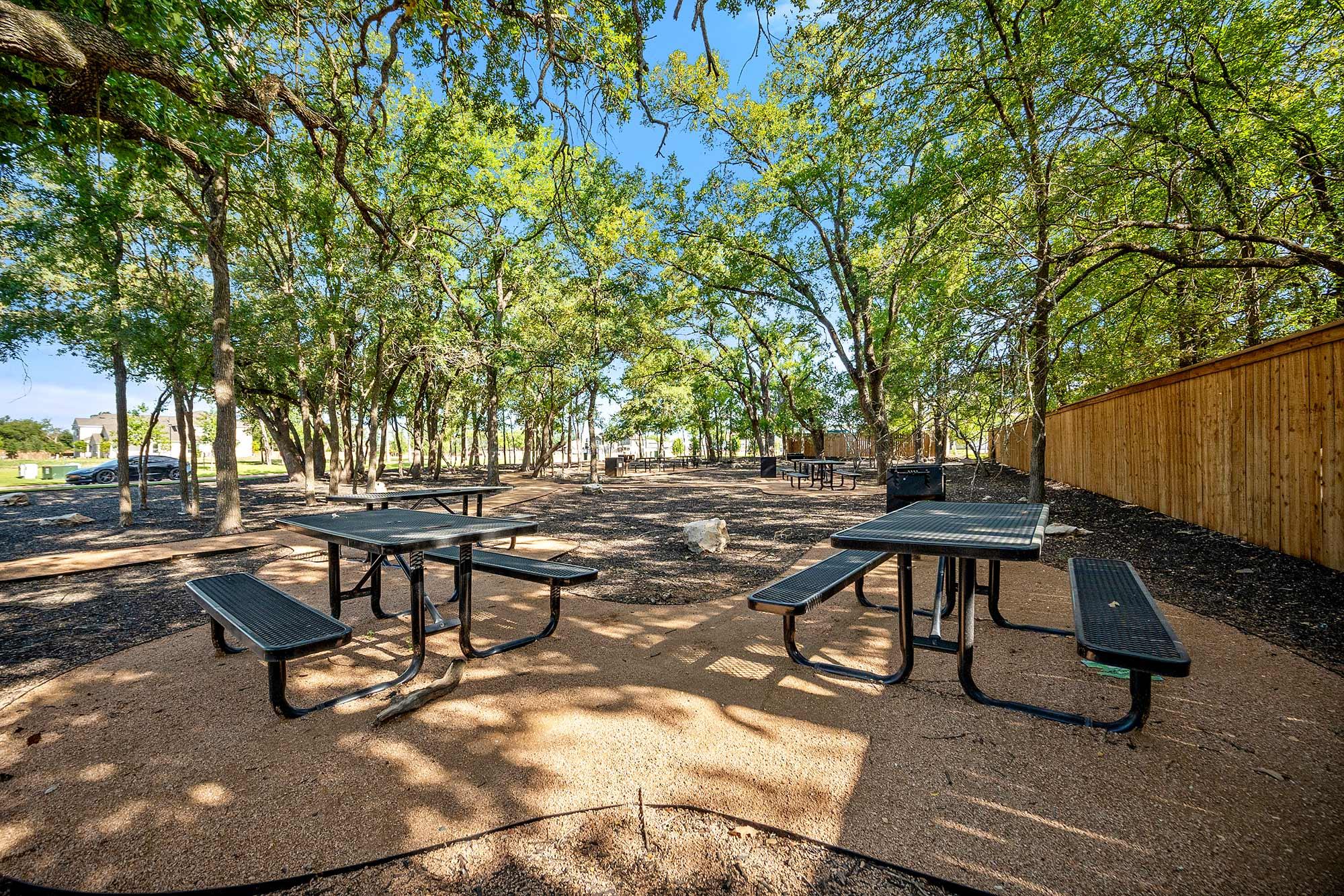 521 Burlington Dr # B, Buda, TX 78610