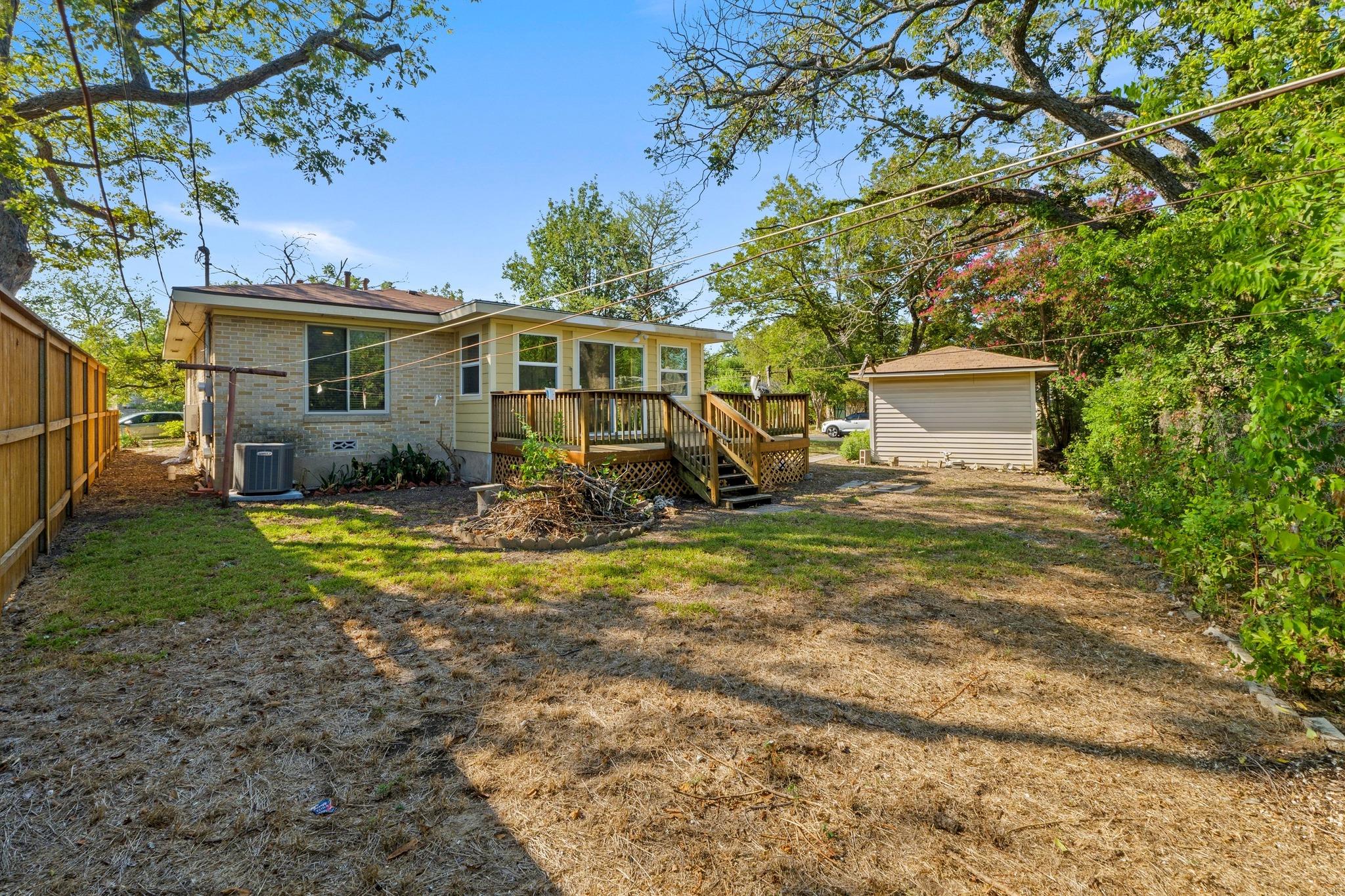 1310 Harriet Ct, Austin, TX 78756