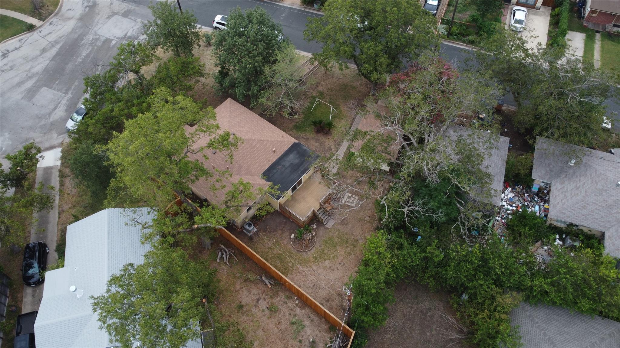 1310 Harriet Ct, Austin, TX 78756