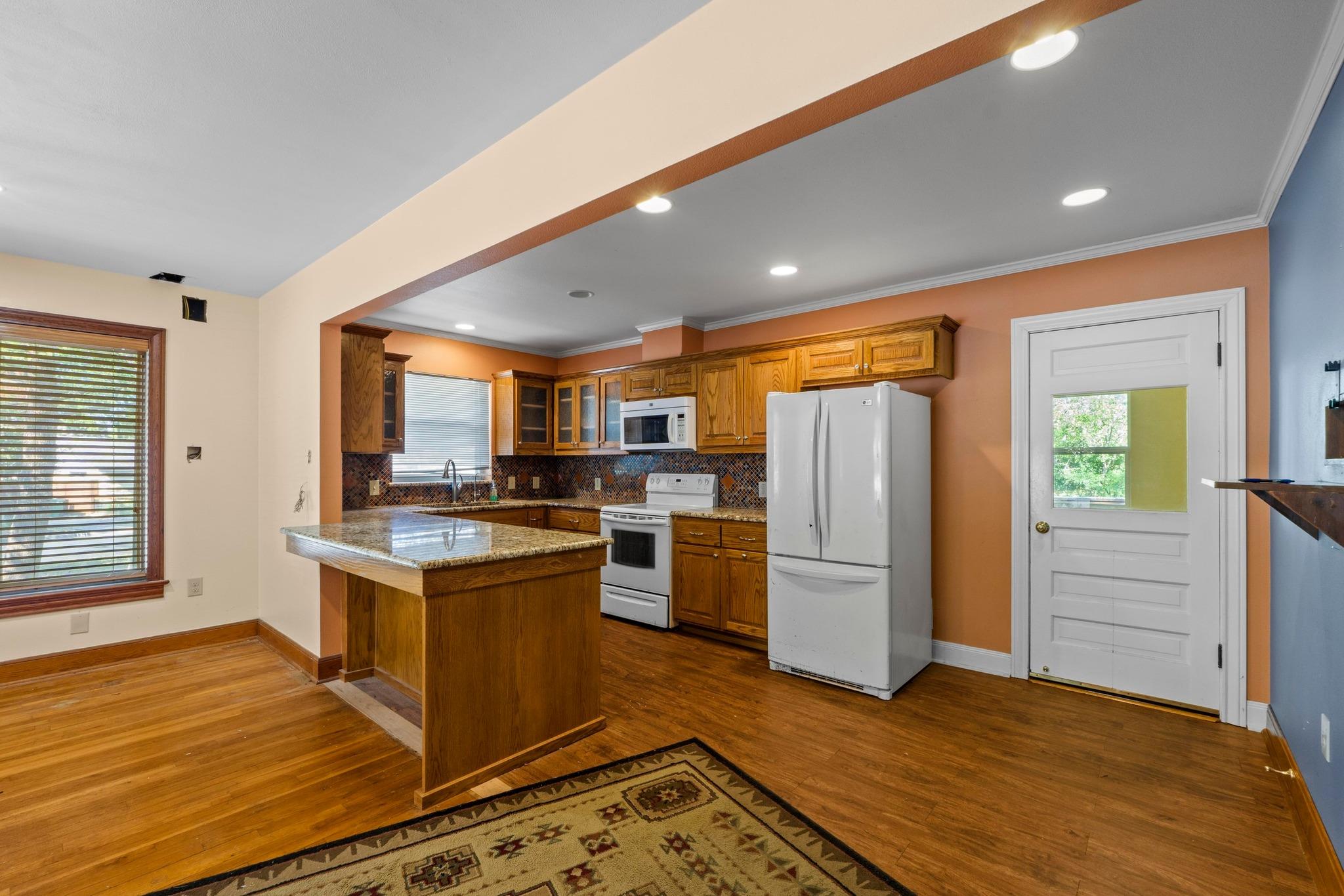 1310 Harriet Ct, Austin, TX 78756