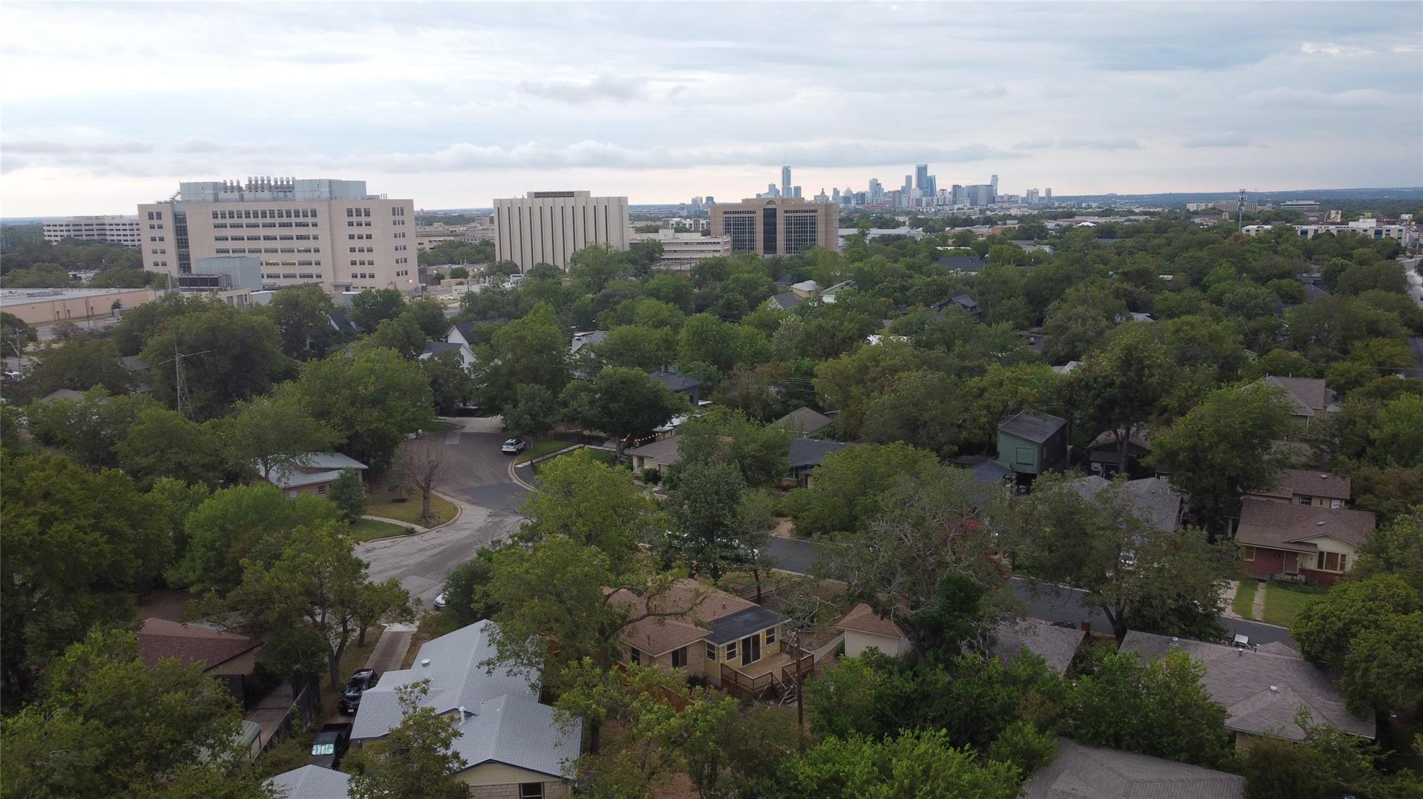 1310 Harriet Ct, Austin, TX 78756