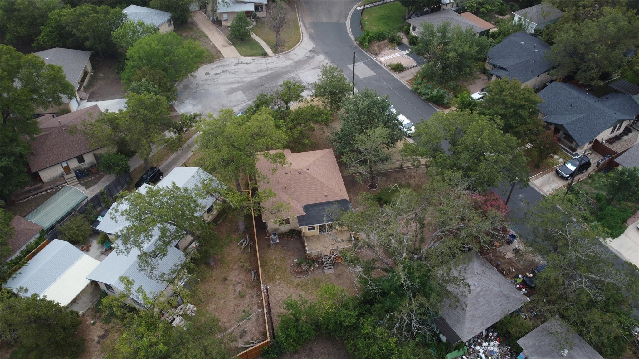 1310 Harriet Ct, Austin, TX 78756