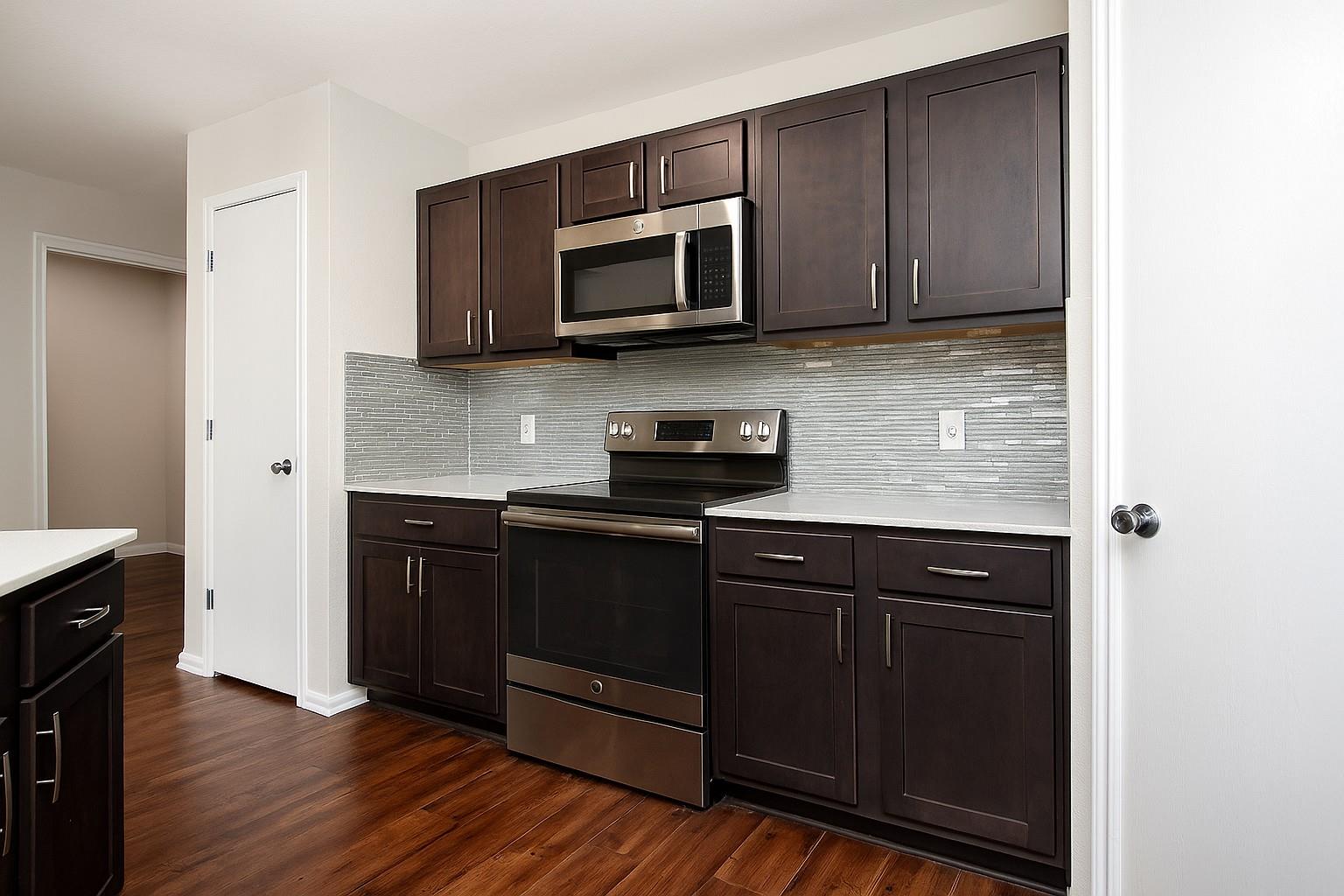 1004 Bluff Meadow Cv, Georgetown, TX 78626