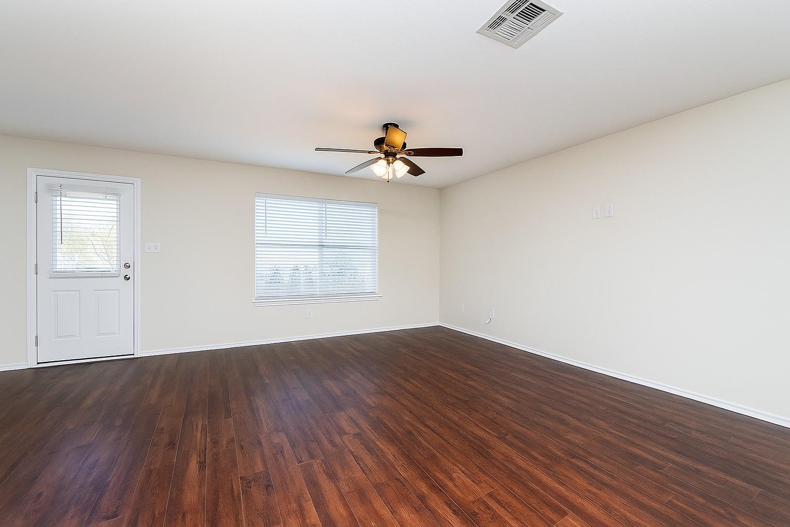 1004 Bluff Meadow Cv, Georgetown, TX 78626