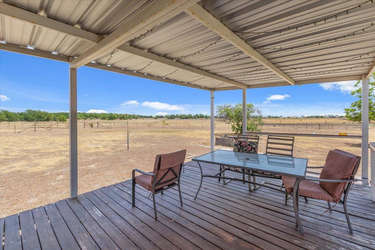 1325 County Road 269, Oglesby, TX 76561