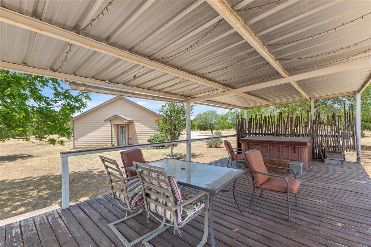 1325 County Road 269, Oglesby, TX 76561