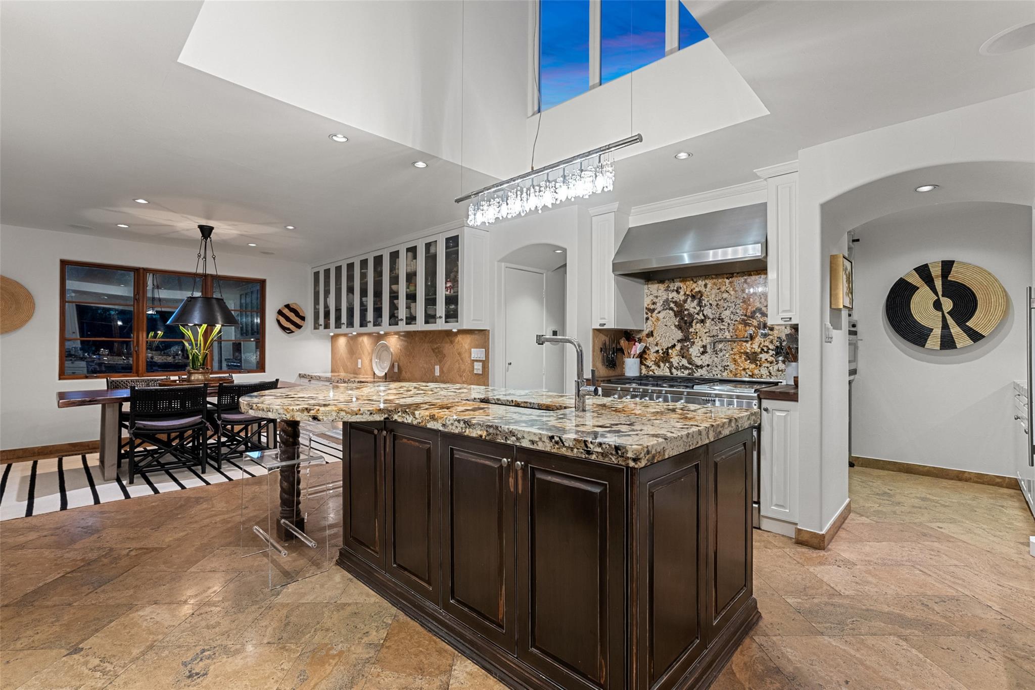 429 Sunfish St, Lakeway, TX 78734