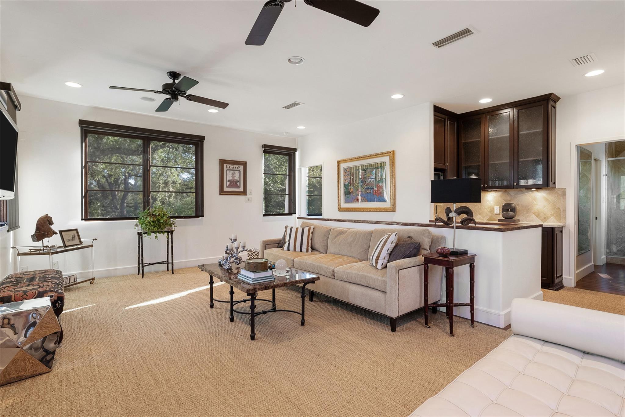 429 Sunfish St, Lakeway, TX 78734