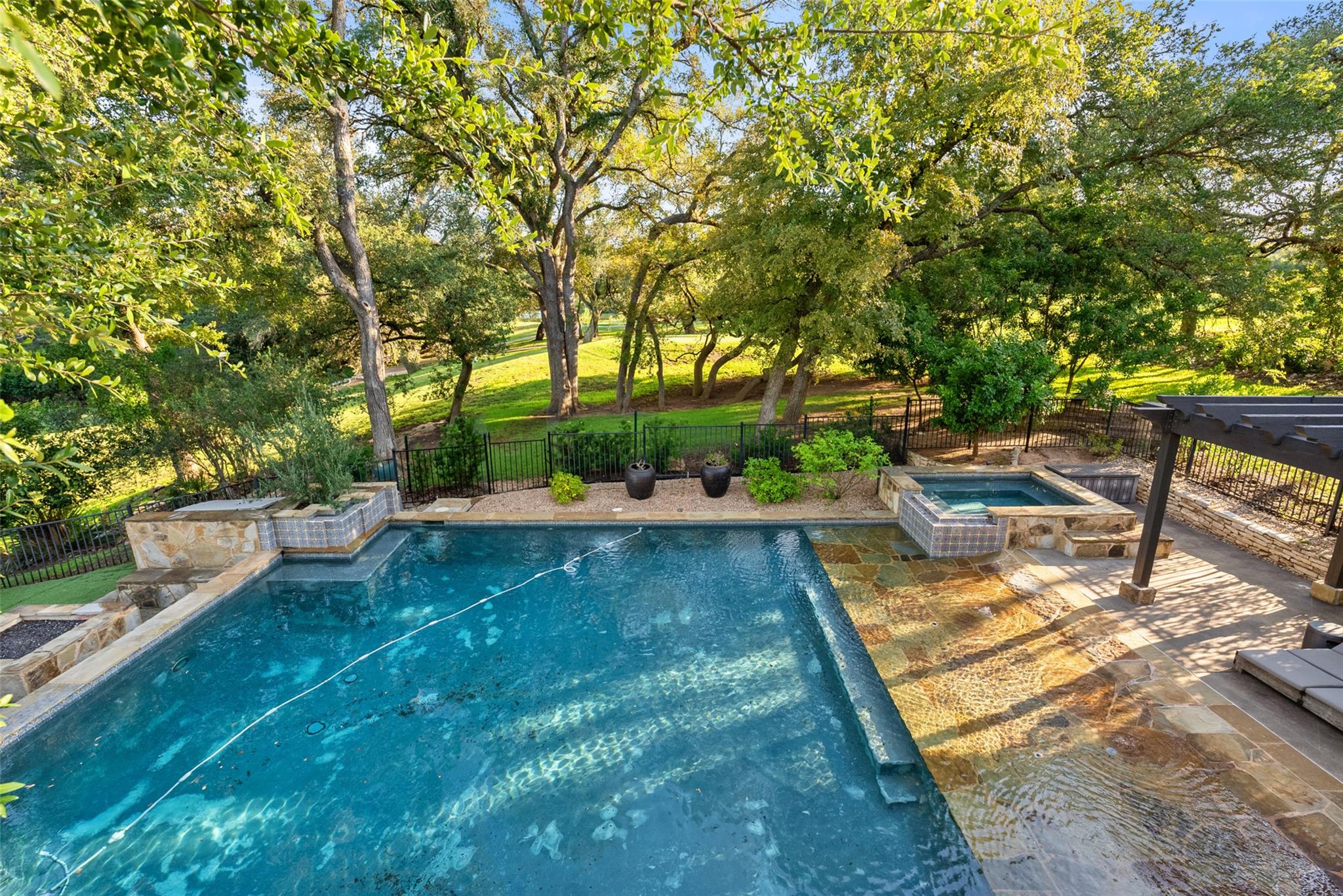 429 Sunfish St, Lakeway, TX 78734