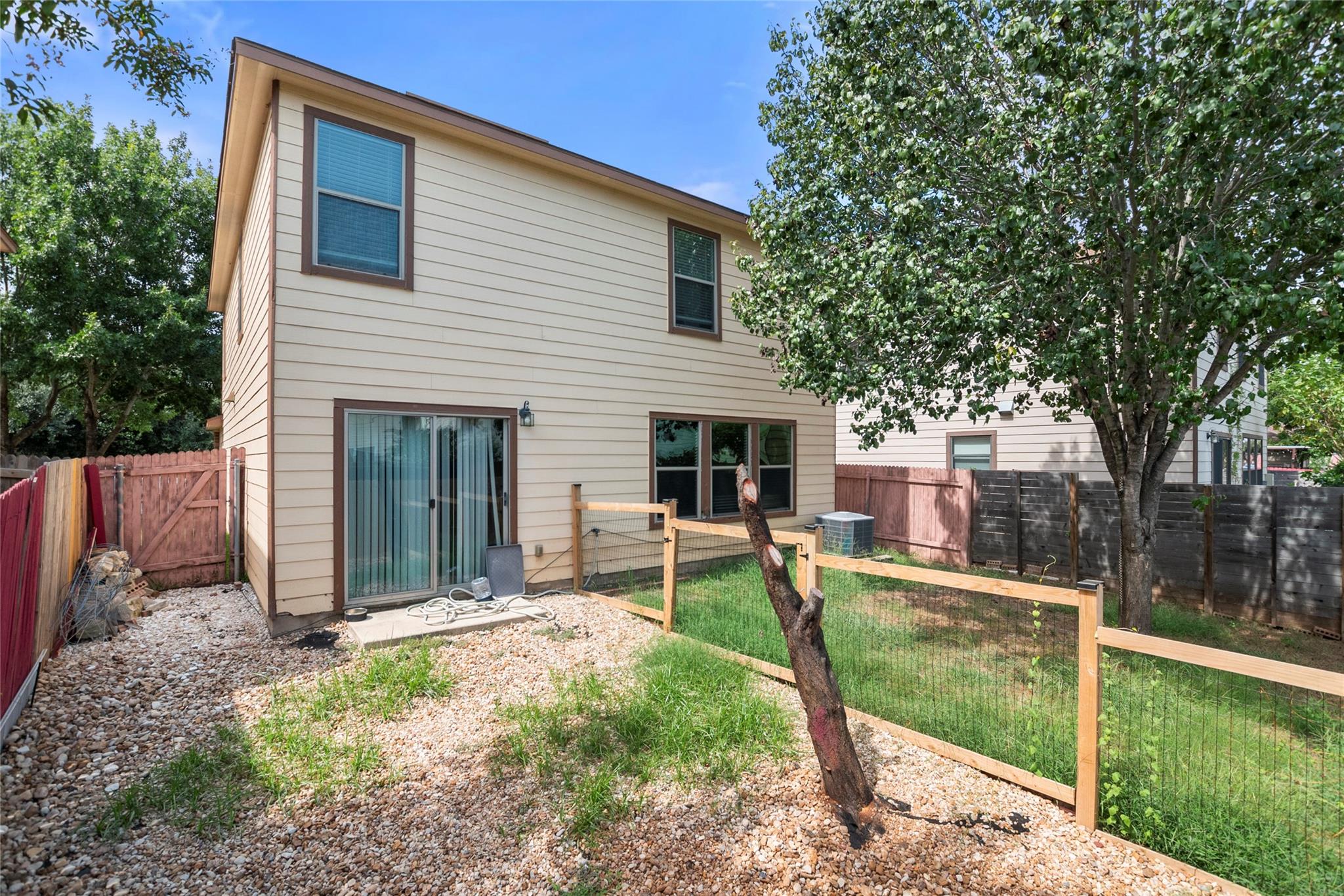 6732 Derby Downs Dr, Austin, TX 78747