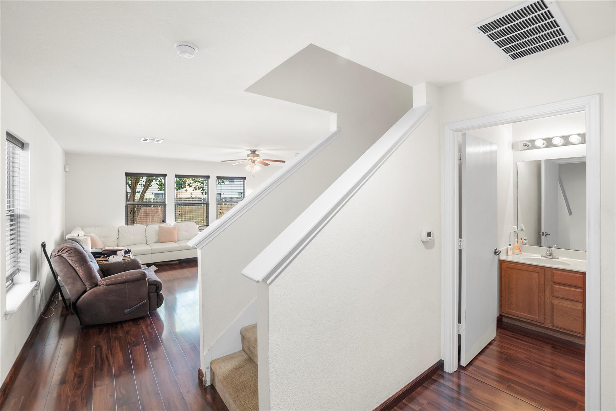 6732 Derby Downs Dr, Austin, TX 78747