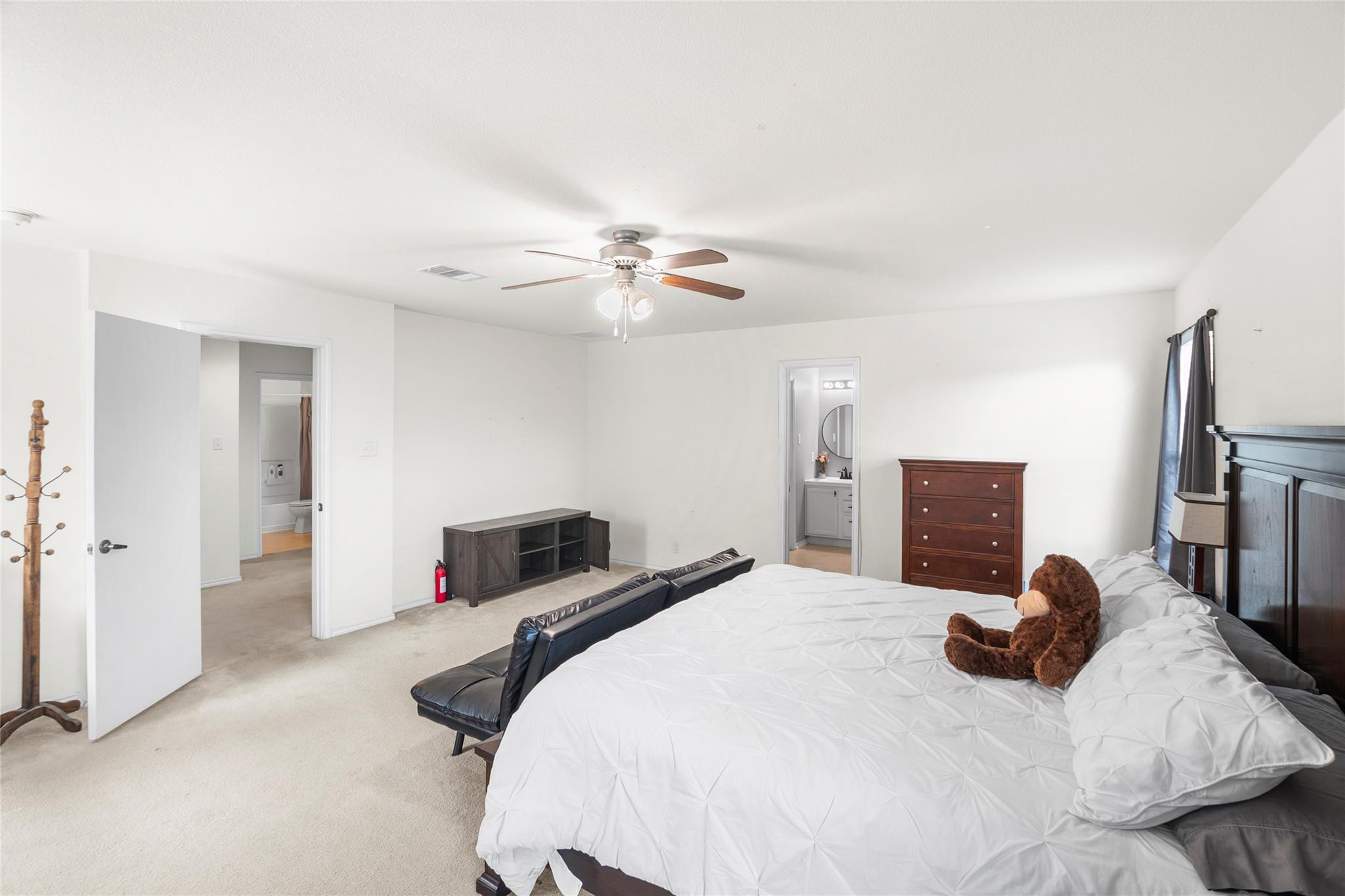 6732 Derby Downs Dr, Austin, TX 78747