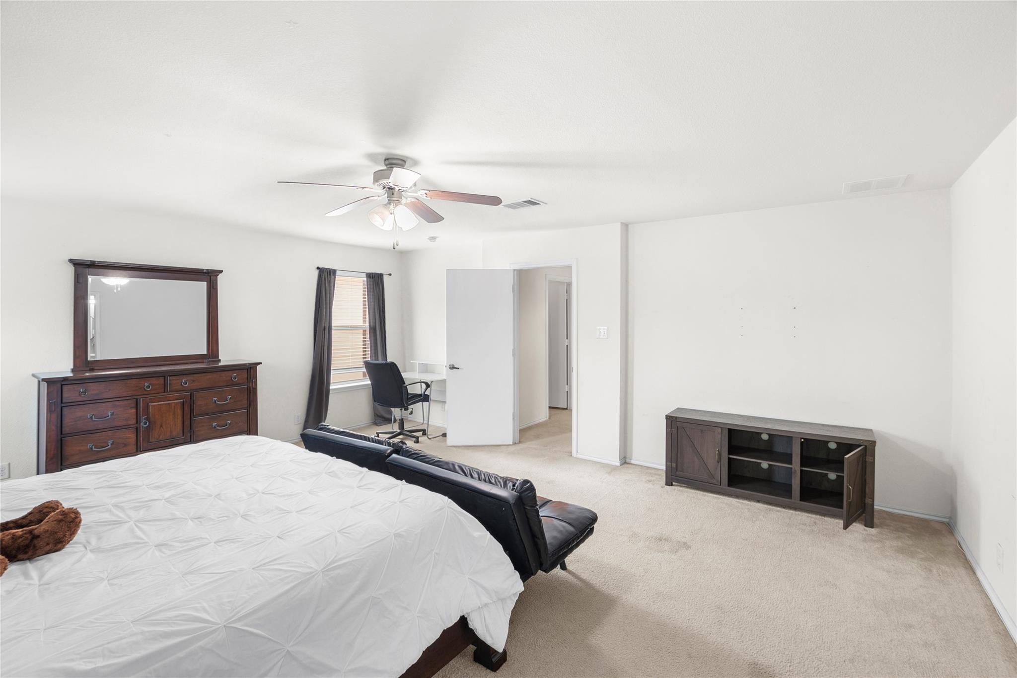 6732 Derby Downs Dr, Austin, TX 78747