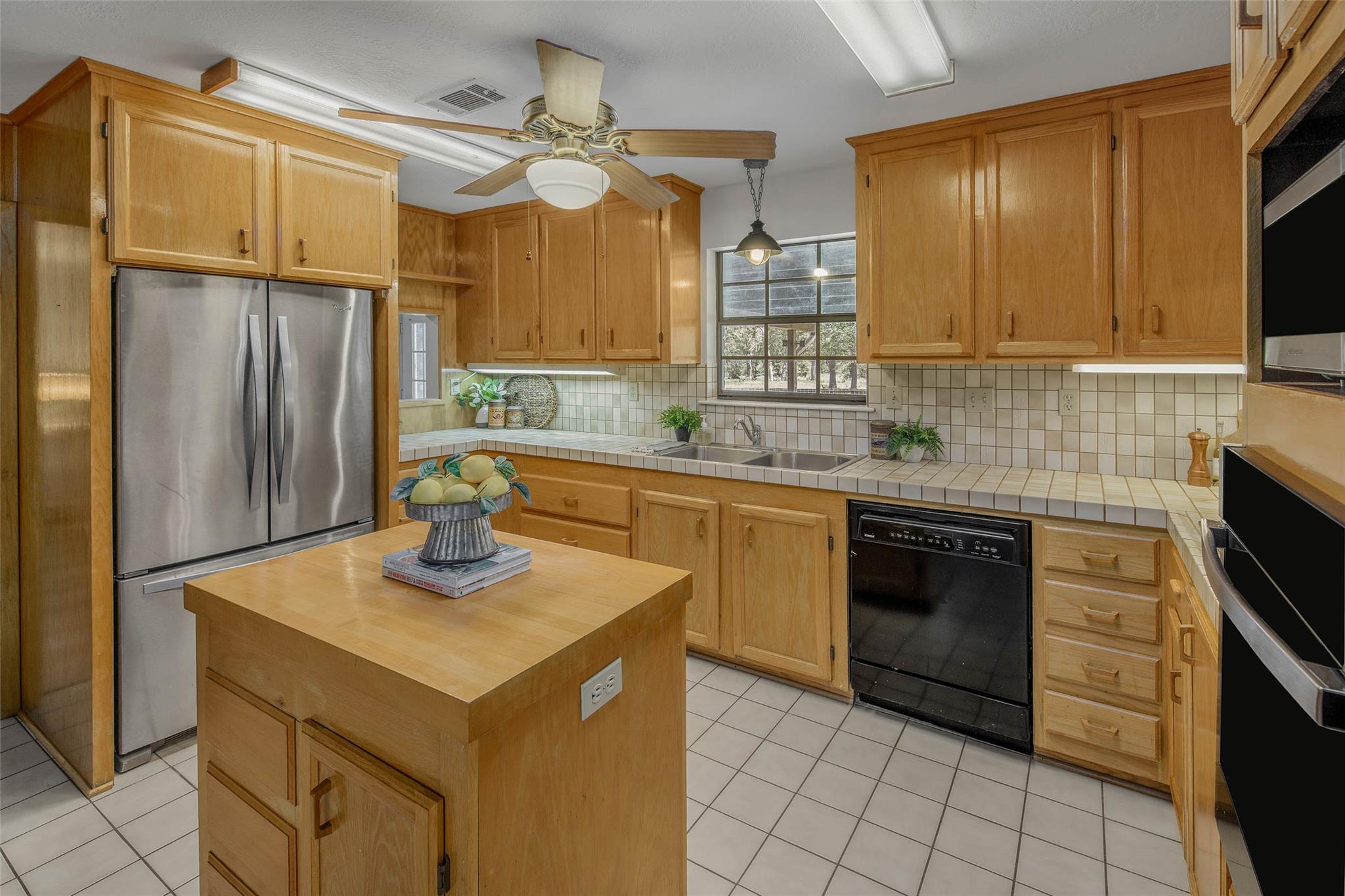 5891 Koppe Bridge Rd, College Station, TX 77845